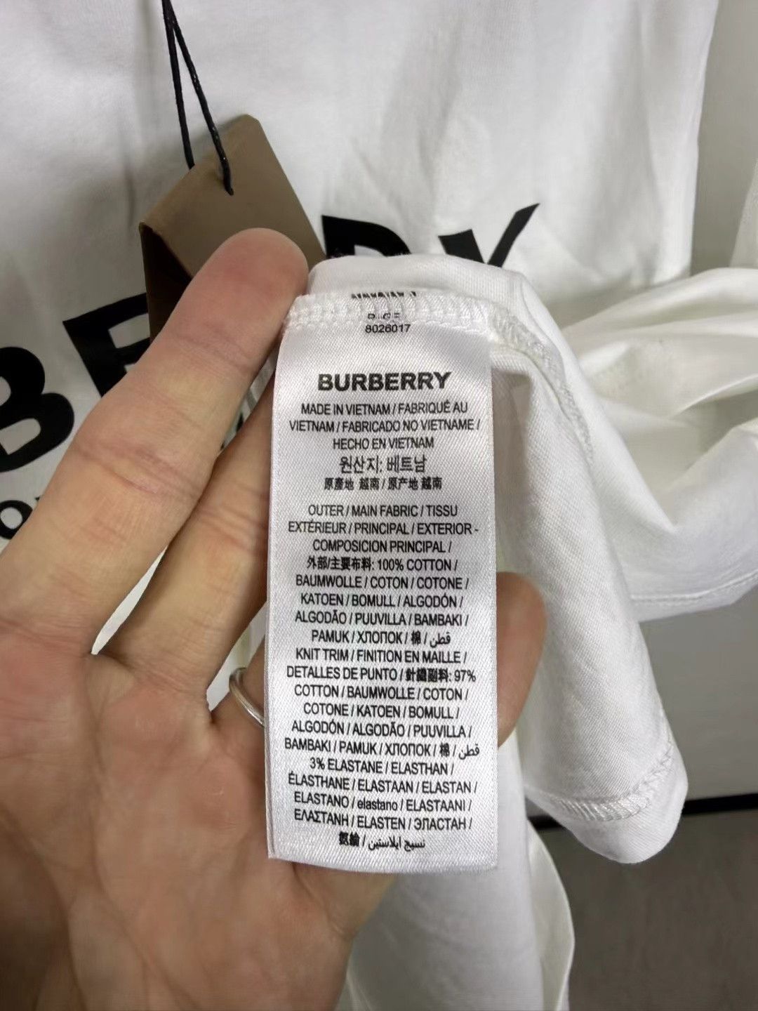 Burberry Burberry London Limited Edition Short Sleeve Size US M / EU 48-50 / 2 - 4 Thumbnail