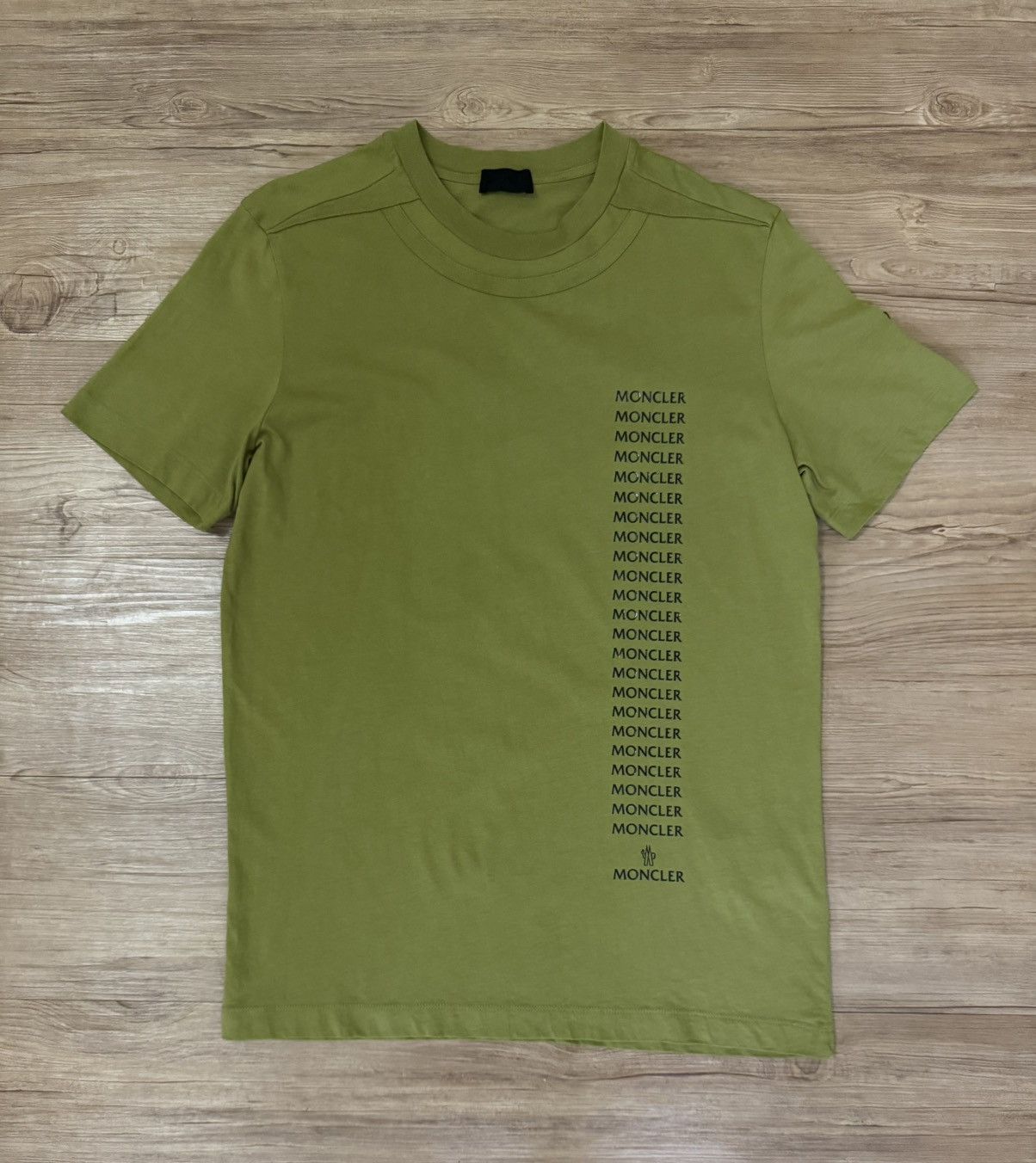 Moncler Moncler Green Paneled Tshirt Size US M / EU 48-50 / 2 - 1 Thumbnail