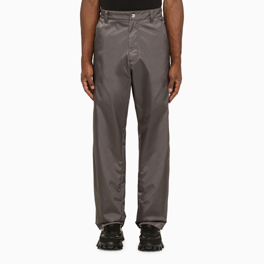 Prada o1d2blof0524 Trousers in Grey Size US 32 / EU 48 - 1 Thumbnail
