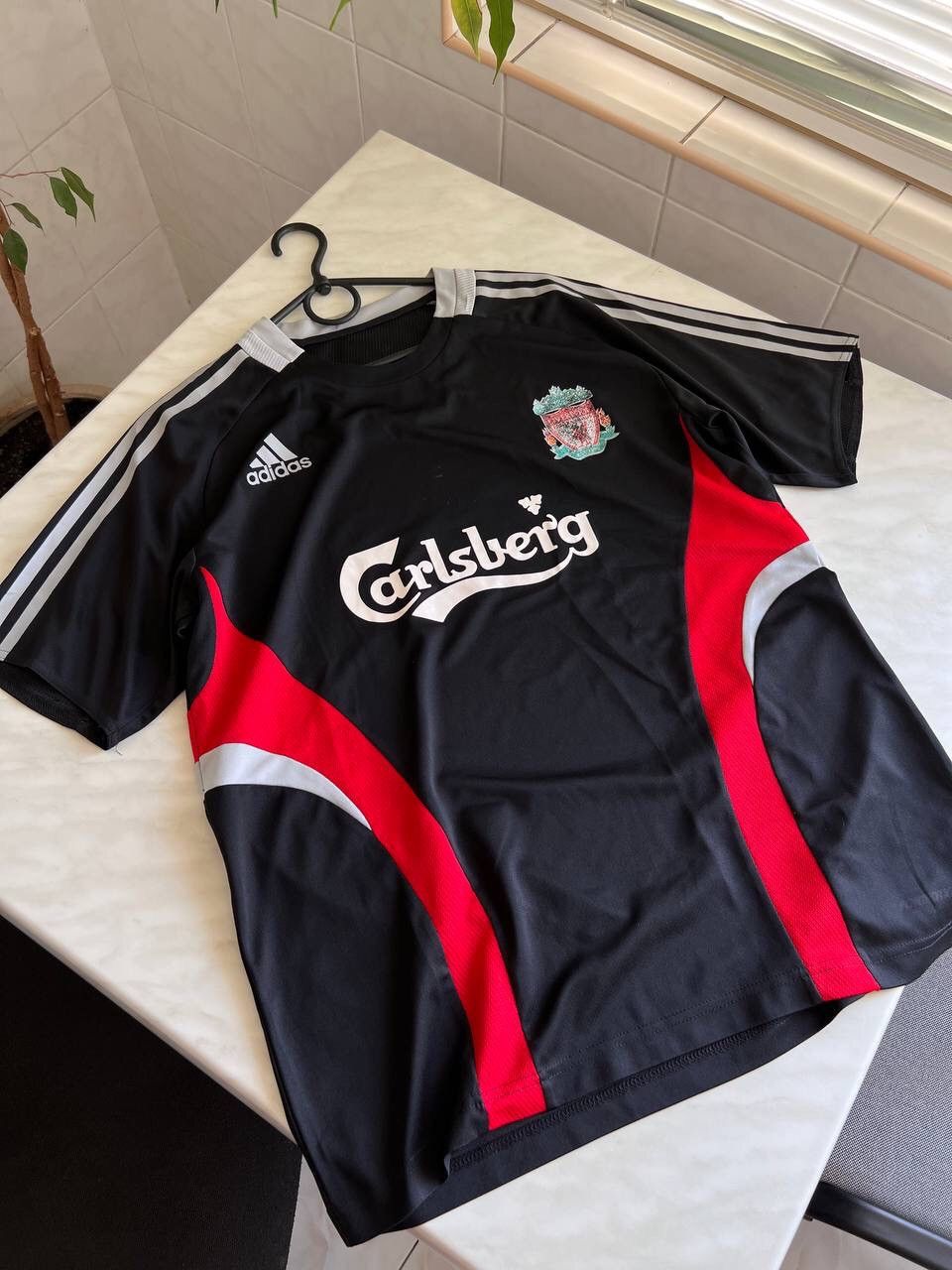 Adidas × Vintage Vintage Adidas Liverpool Soccer Jersey Tee T Shirt Size US M / EU 48-50 / 2 - 14 Thumbnail