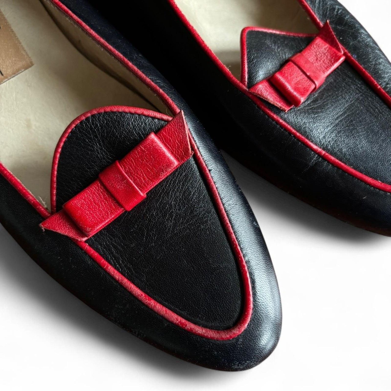 Vintage Amalfi Italian Leather Black Red Bow Loafer Flats 7 Size US 7 / IT 37 - 4 Thumbnail
