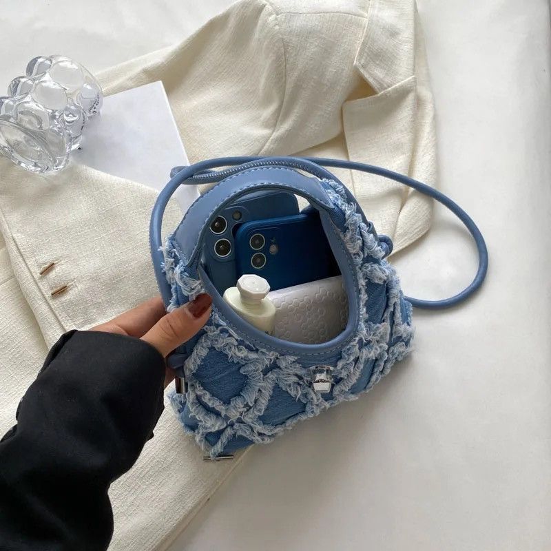Vintage Frail Detailed Fuzzy Hobo Mini Bag Aesthetic Pinterest y2k Size ONE SIZE - 3 Thumbnail