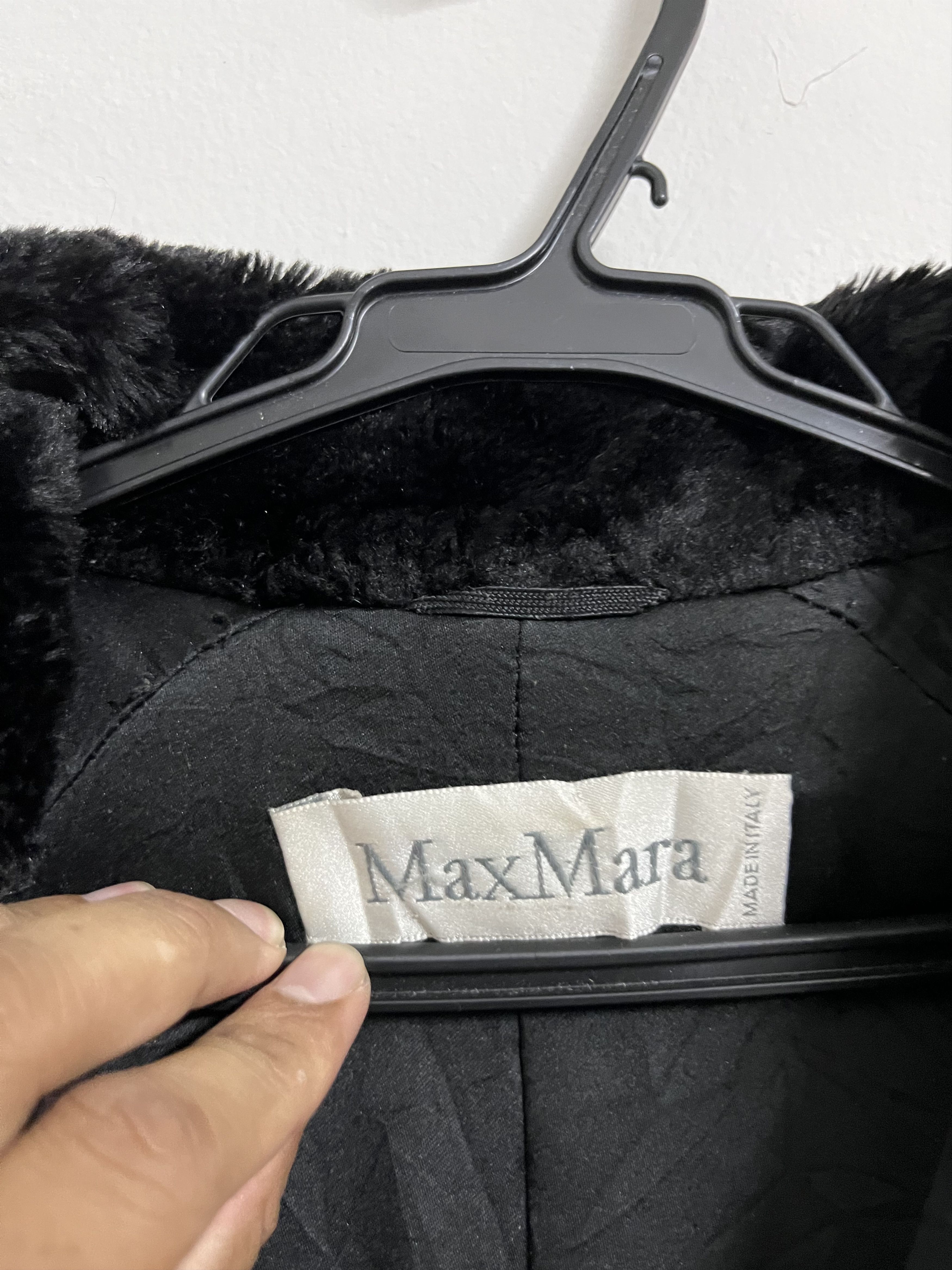 Bcbgmaxazria 🔥 True Vintage 80s MAX MARA Fur HEAVY COAT MADE IN ITALY Size US L / EU 52-54 / 3 - 5 Thumbnail