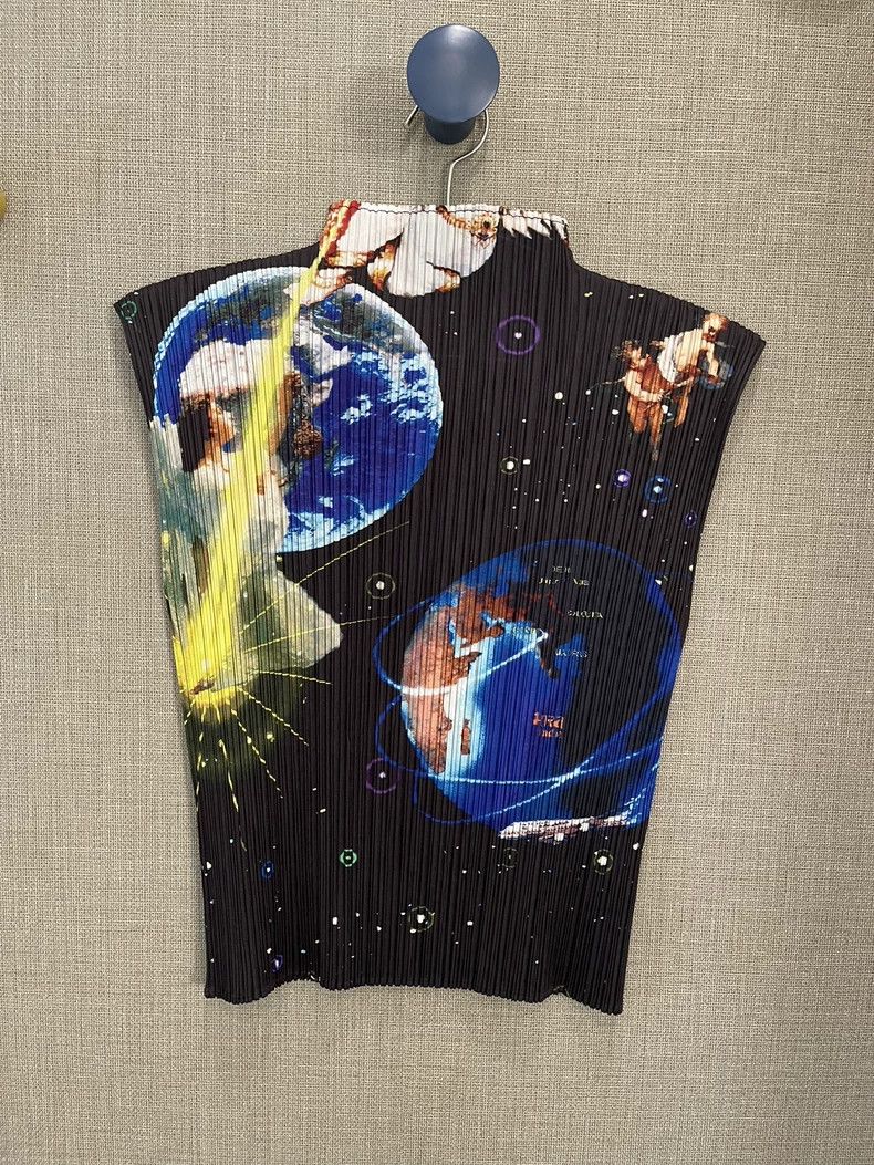 Issey Miyake Issey Miyake Cosmic pleated vest Size L / US 10 / IT 46 - 1 Thumbnail
