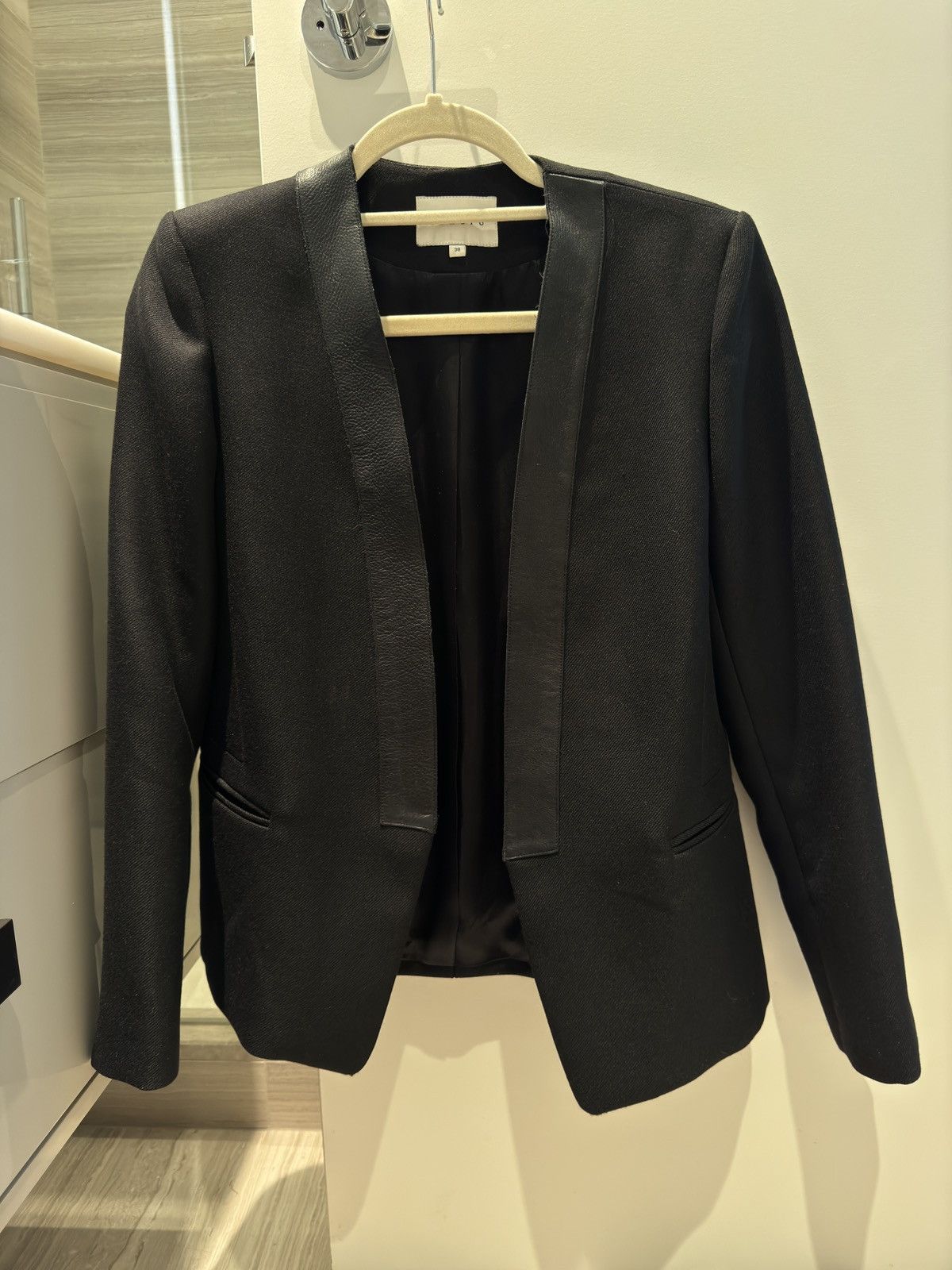 Sandro Sandro blazer Black Leather Lapel Size S / US 4 / IT 40 - 1 Thumbnail