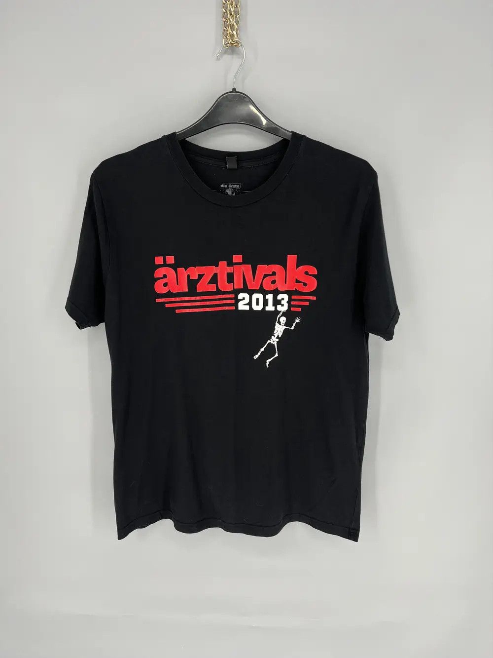 Band Tees Vintage Y2K Band Shirt Arztivals 2013 Tour SSTREETWEARhirt Size US L / EU 52-54 / 3 - 1 Thumbnail