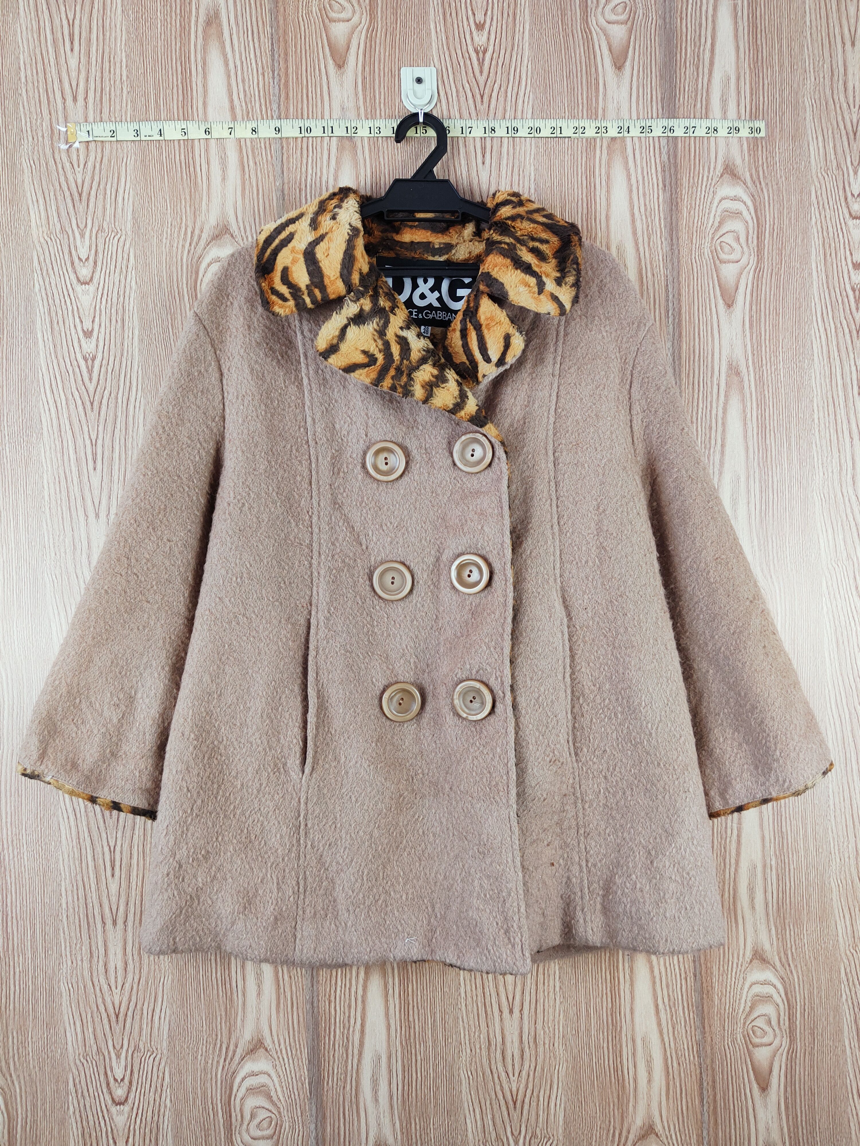 Dolce & Gabbana × Vintage Dolce & Gabbana Brown Fur Peacoat Size L / US 10 / IT 46 - 1 Thumbnail
