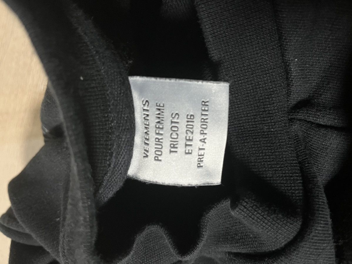 Vetements Vetements ss16 Reversible metal logo crop oversized hoodie Size US XS / EU 42 / 0 - 11 Thumbnail