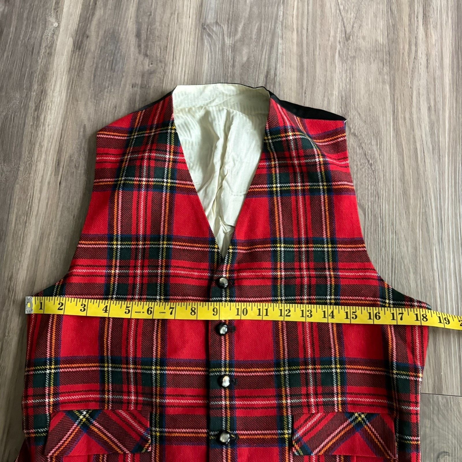 Vintage Vintage Forest Of Edinburgh Flannel Plaid Wool Vest Size S Size US S / EU 44-46 / 1 - 3 Thumbnail