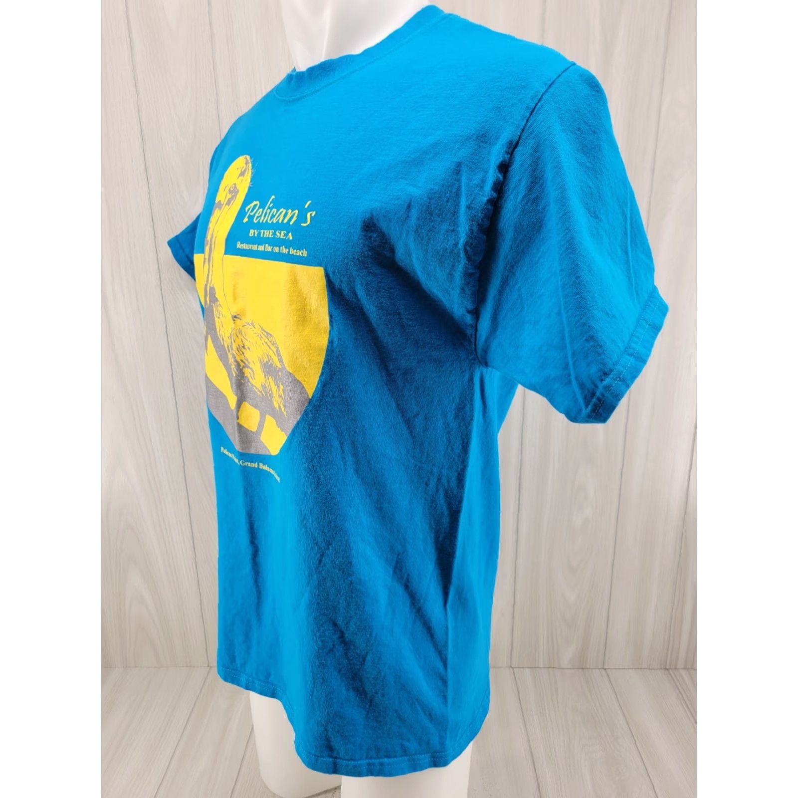 Hanes Hanes Pelican's By The Sea Bahama Island Shirt Blue L Mens T-Shirt Short Sleeve Vintage No Size US L / EU 52-54 / 3 - 3 Thumbnail