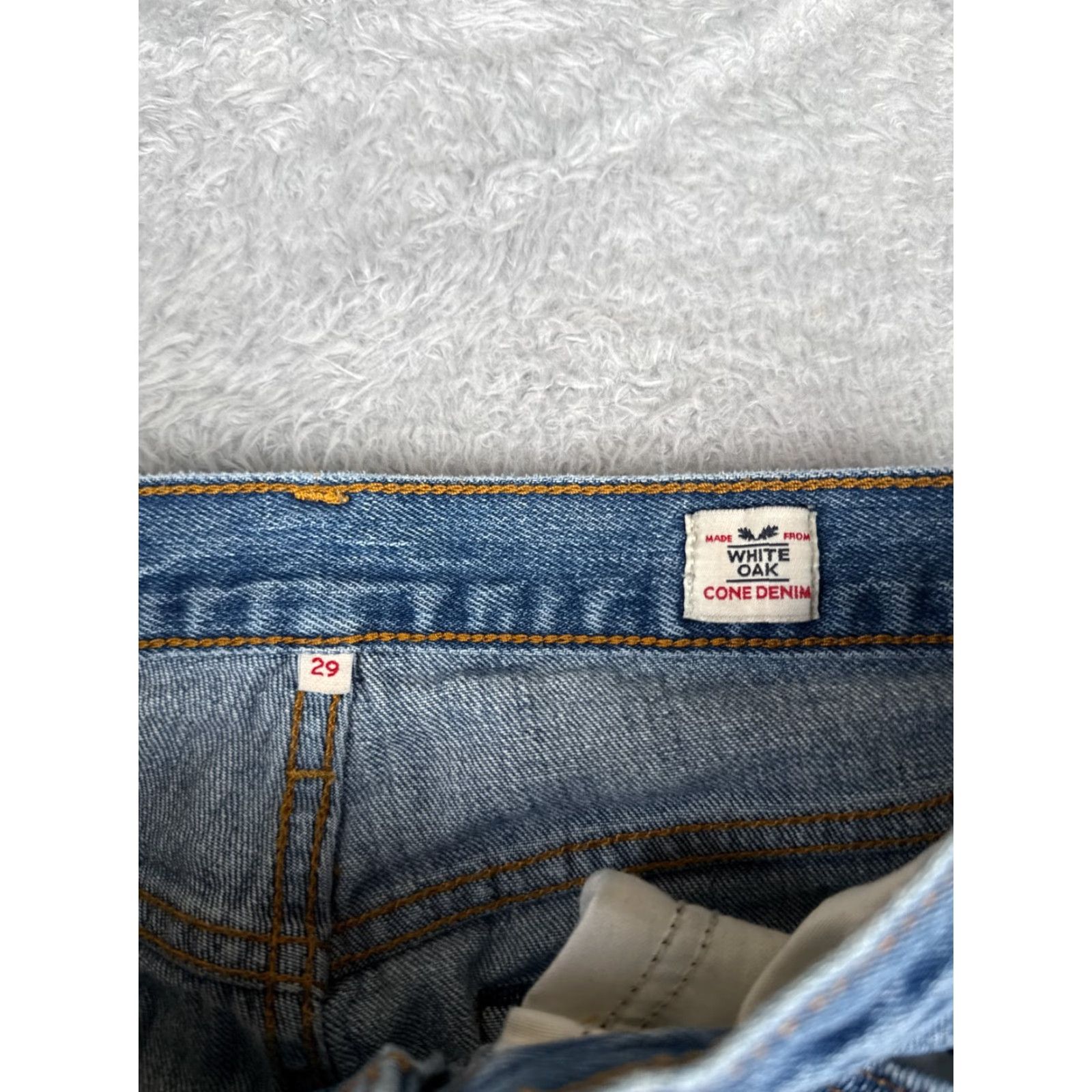 Levi's Levi's Women's Tapered Jeans 29 White Denim Casual Slimming Stretch Medium Wash 2010s Fall Spring Summer Size 29" - 6 Thumbnail