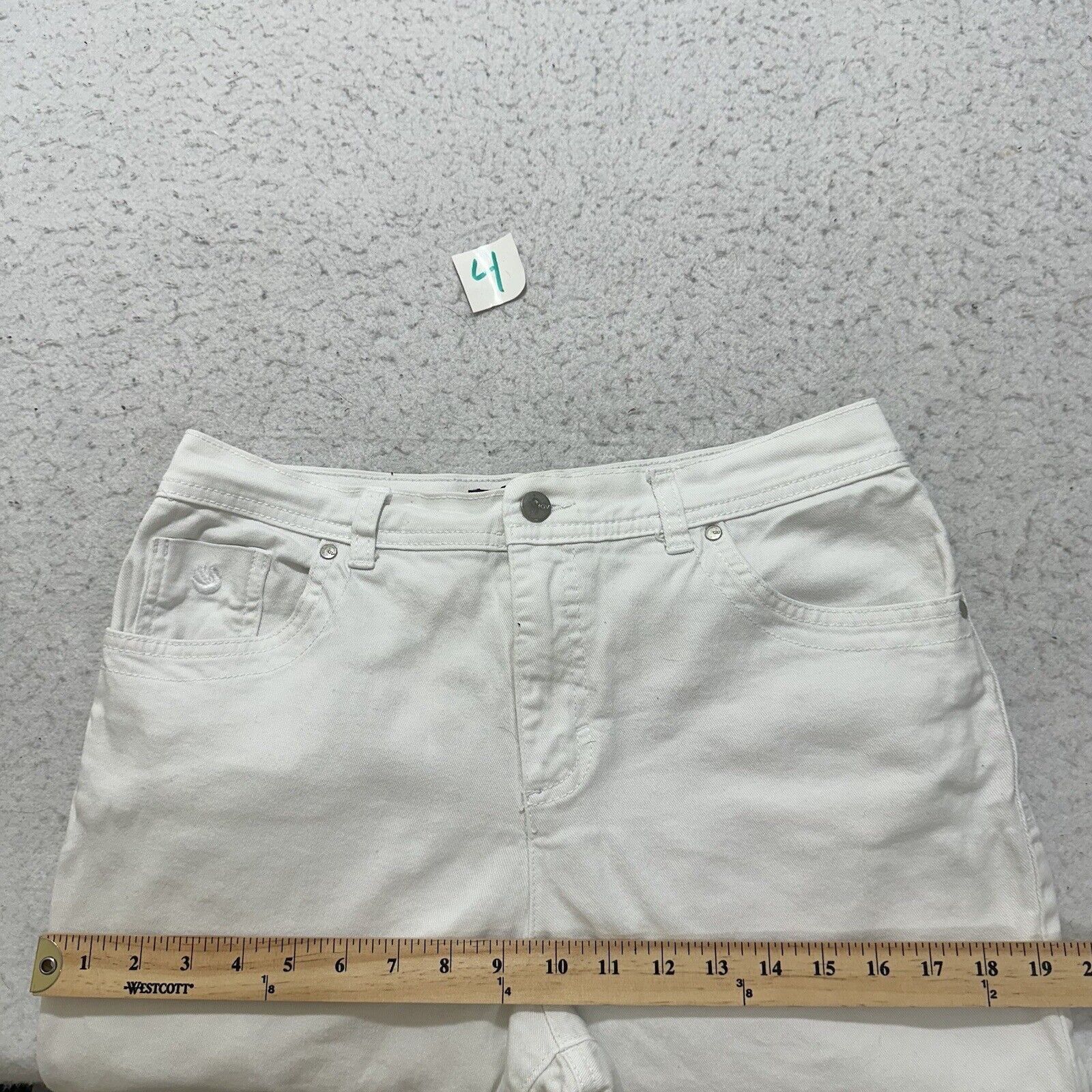 Gloria Vanderbilt Gloria Vanderbilt 8 Amanda Capri Missy White Straight Jeans Size 30" / US 8 / IT 44 - 10 Thumbnail