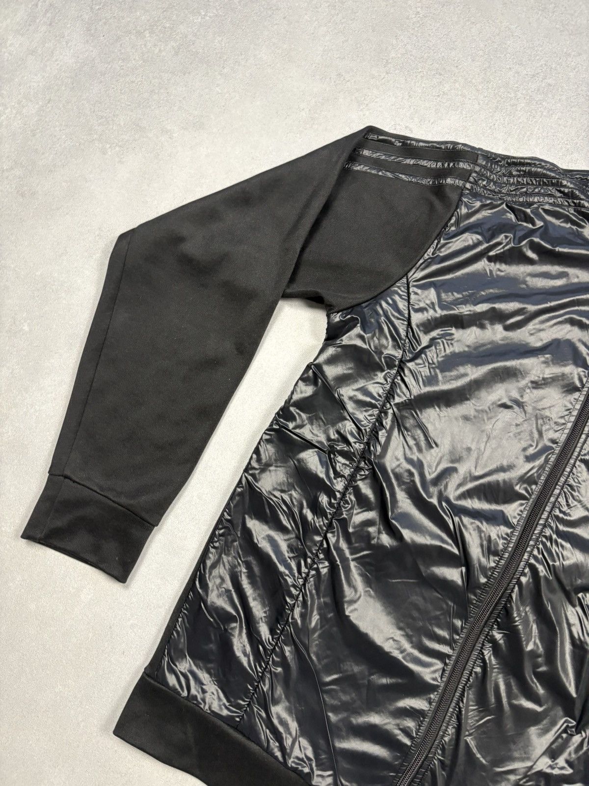 Adidas Vintage Adidas Originals Black Track Jacket Trefoil Zip Up M Size US M / EU 48-50 / 2 - 3 Thumbnail