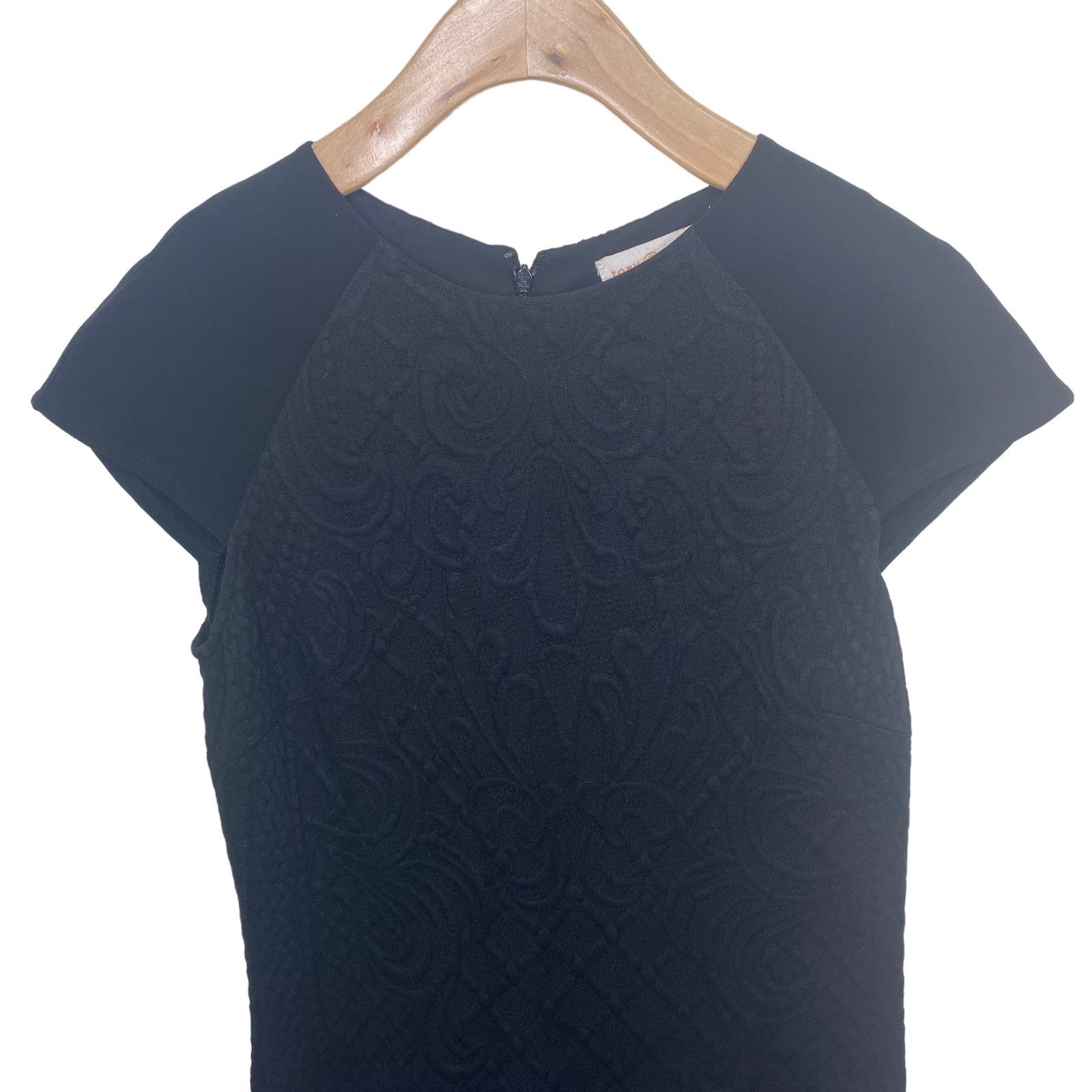 Tory Burch TORY BURCH Kiersten Black Embossed Knee Length Dress Size S / US 4 / IT 40 - 7 Thumbnail