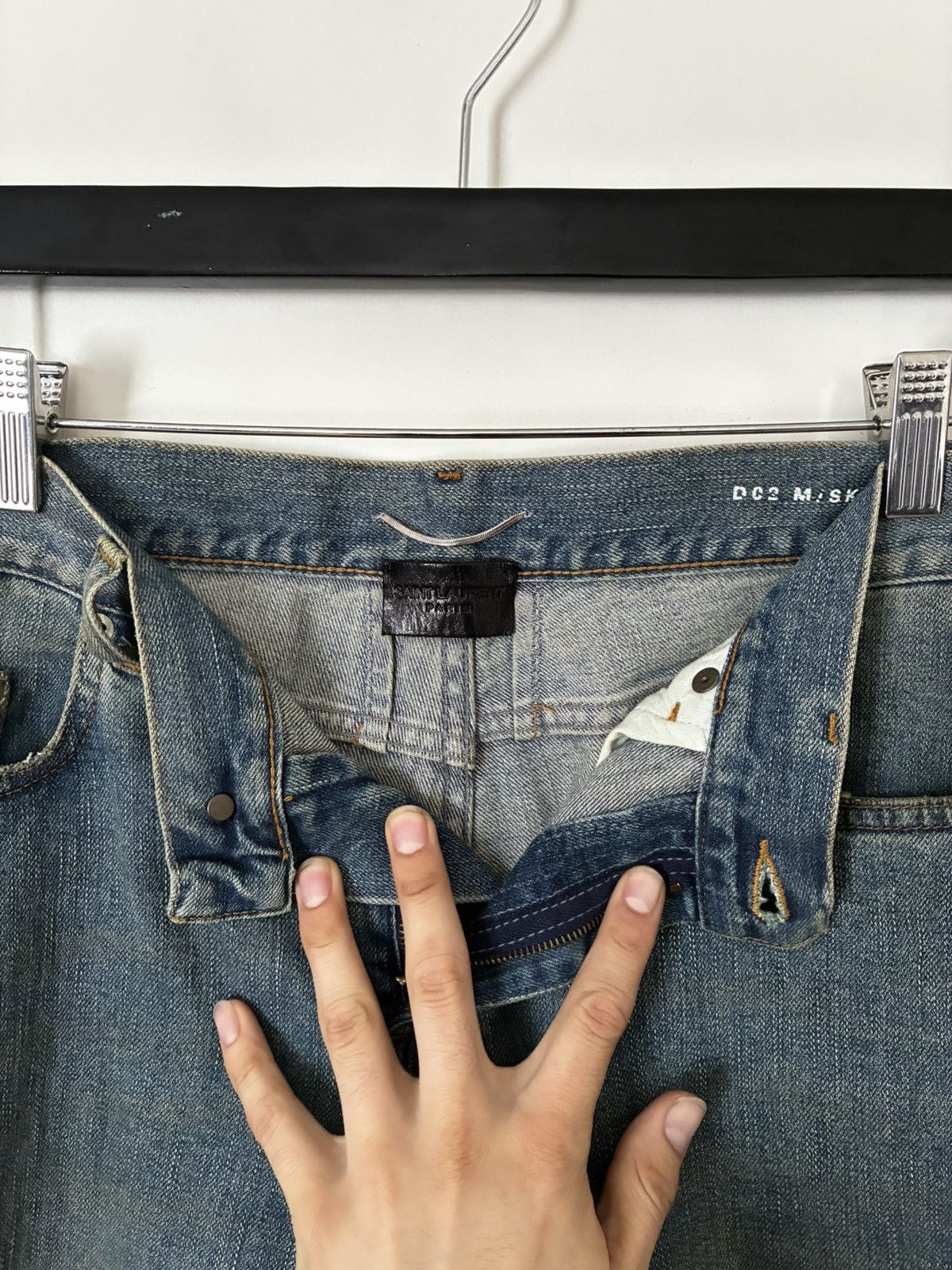 Saint Laurent Paris Saint Laurent Paris 2015 D02 Distressed Denim Size US 31 - 3 Thumbnail