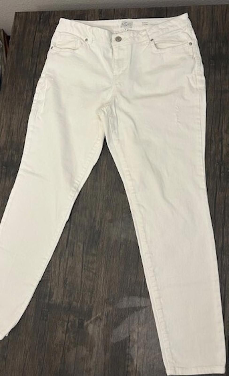 Cobra S.C. S & Co. Skinny Low Rise White Jeans Size 14 With Size 36" / US 14 / IT 50 - 1 Thumbnail