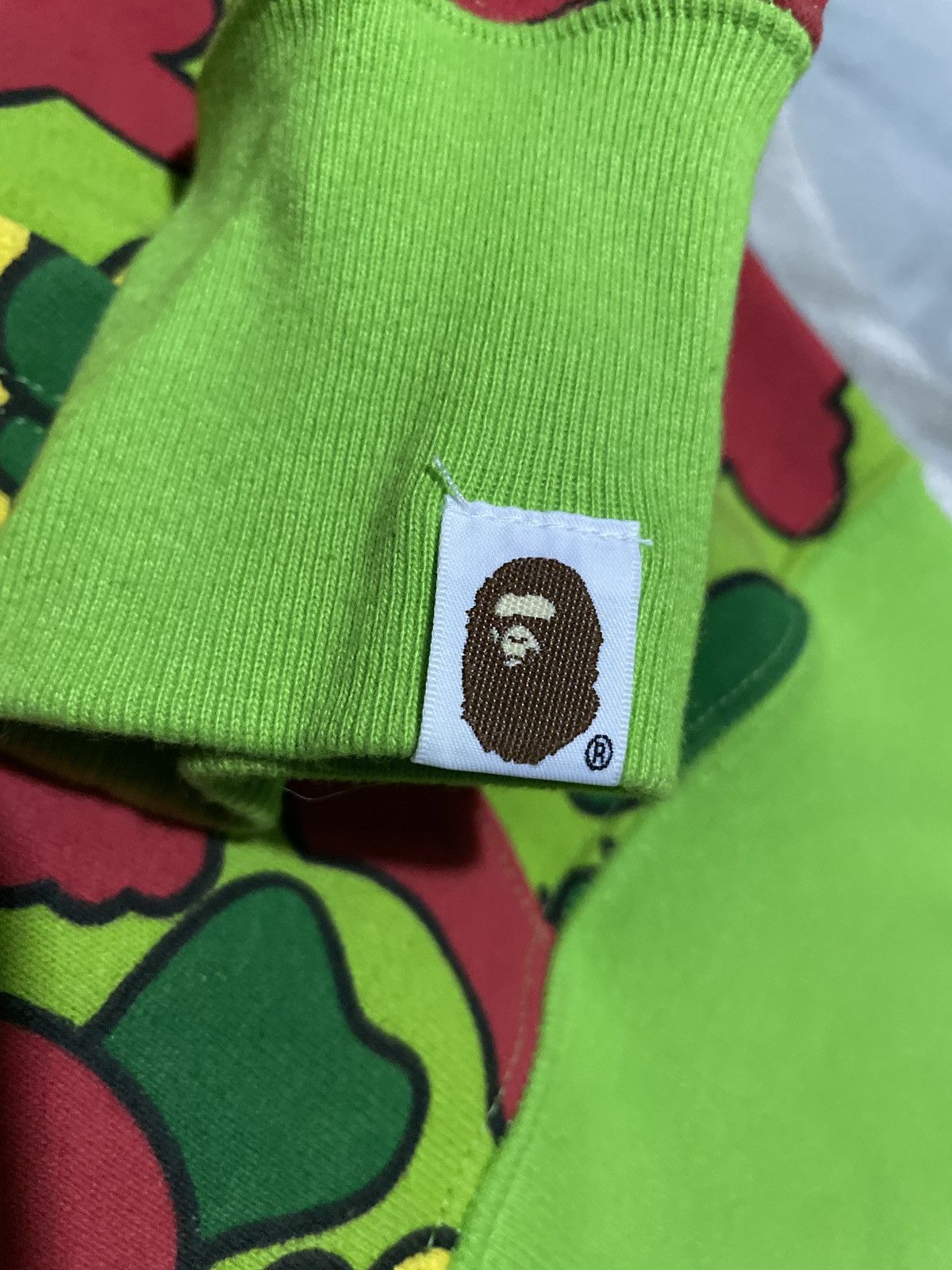 Bape Bape psyche camo shark hoodie S RARE Size US S / EU 44-46 / 1 - 6 Thumbnail