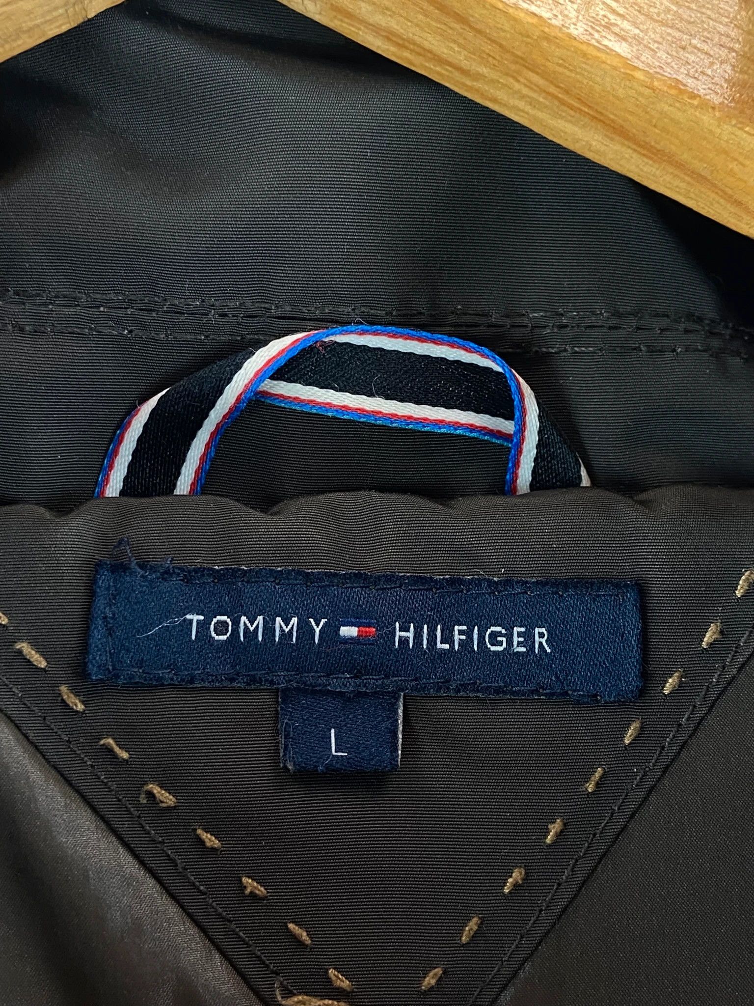 Tommy Hilfiger Tommy Hilfiger khaki parka coat vintage Size US L / EU 52-54 / 3 - 4 Thumbnail