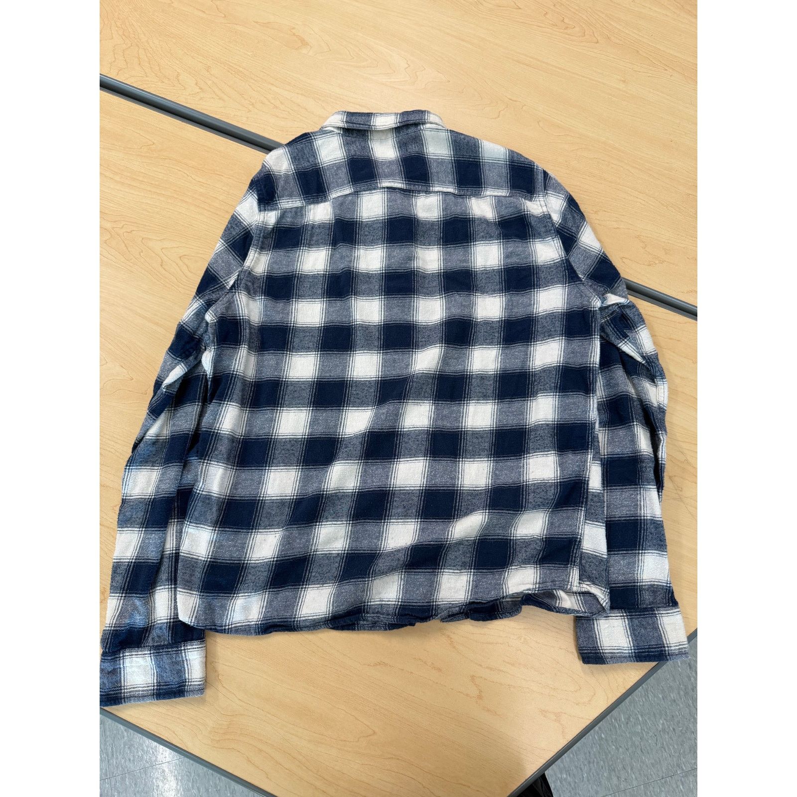 Hollister Hollister Navy White Plaid Flannel Shirt XL Size US XL / EU 56 / 4 - 2 Thumbnail
