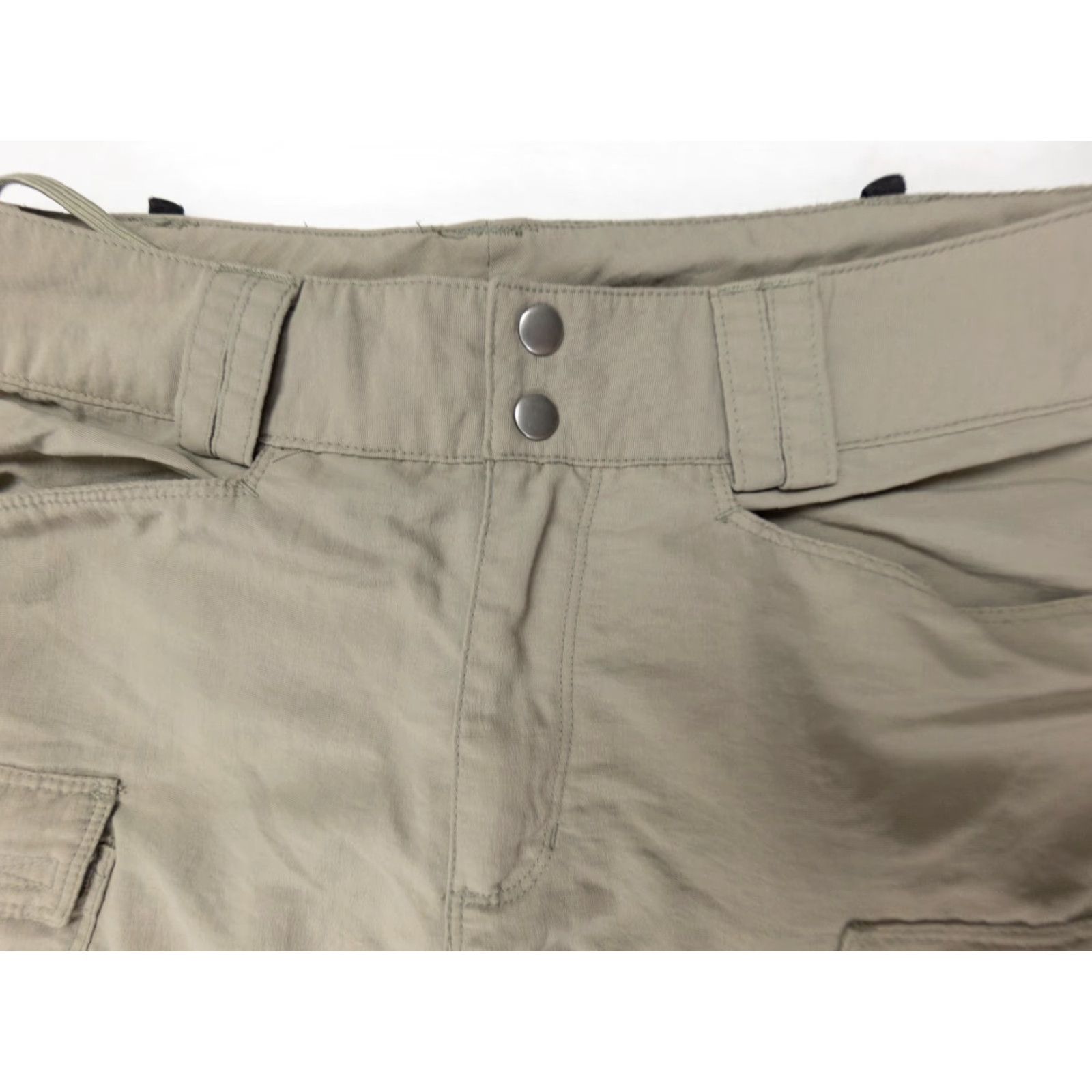 The North Face The North Face Womens Convertible Pants Cargo Nylon Beige 6 Regular Inseam 29" Outdoor Womens Size 28" / US 6 / IT 42 - 3 Thumbnail