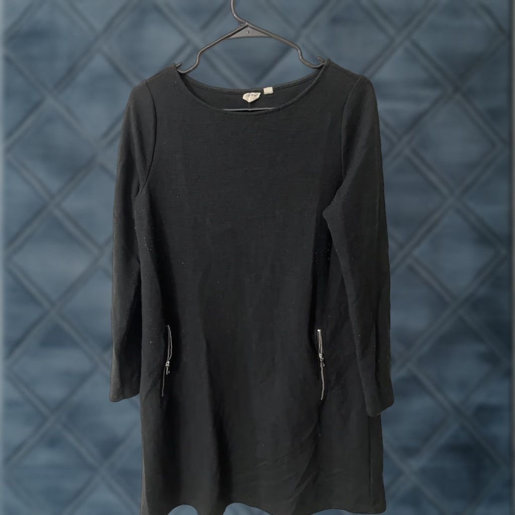 Gap VINTAGE Gap Dress Sz Medium Black Sheath Knit Long Sleeve Pockets Zip Knee Length Viscose Blen Size M / US 6-8 / IT 42-44 - 1 Thumbnail