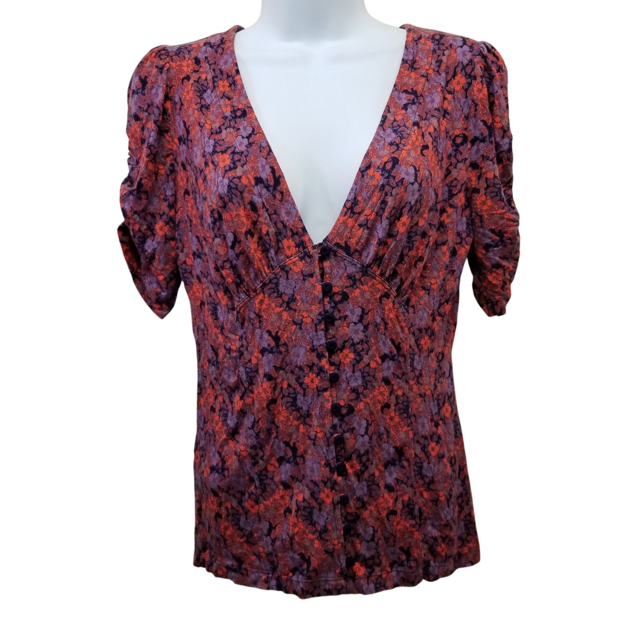 Free People Free People Red Purple Floral V Neck Stretch Knit Top L HOLL Size M / US 6-8 / IT 42-44 - 1 Thumbnail