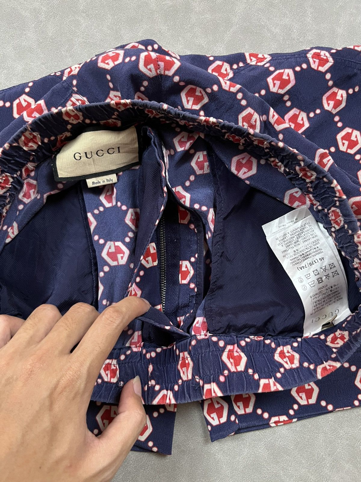 Gucci Gucci monogram nylon short pants Size US 31 - 4 Thumbnail