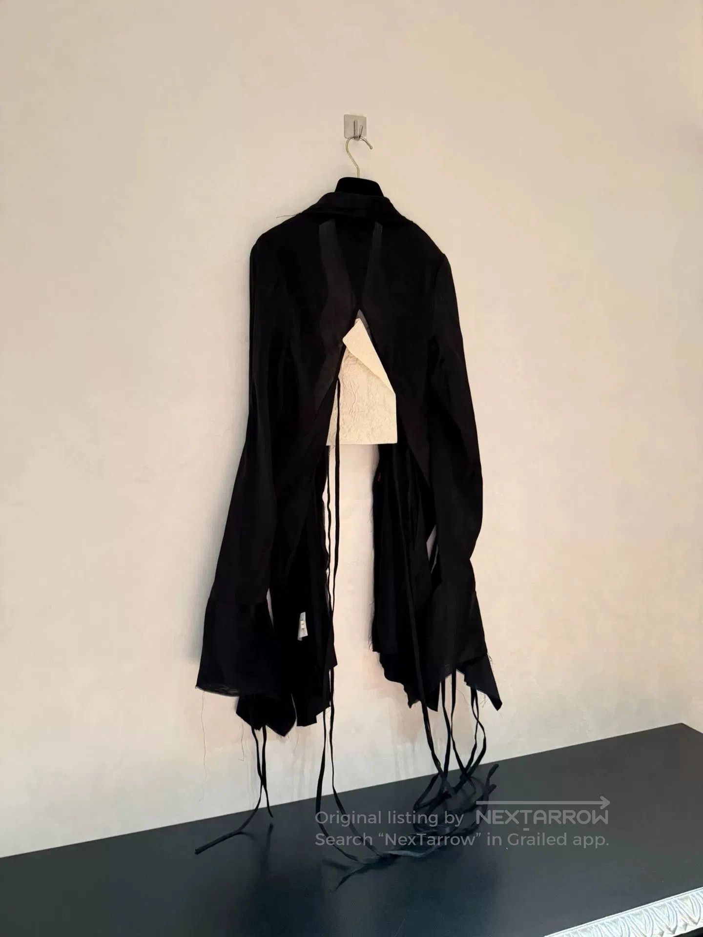 Japanese Brand Designer Silk Tie Blouse Cover-up. Size S / US 4 / IT 40 - 3 Thumbnail