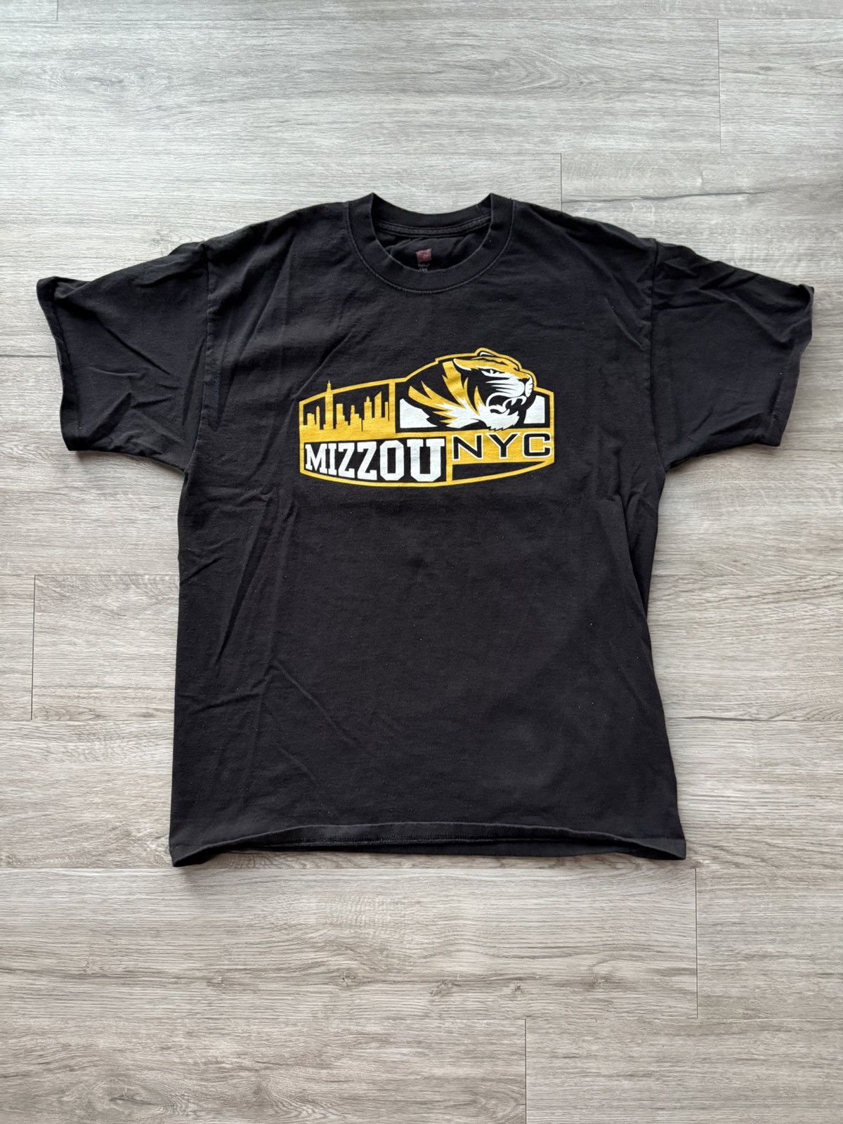 Vintage Mizzou Missouri College University T Shirt Tee Size US L / EU 52-54 / 3 - 1 Thumbnail