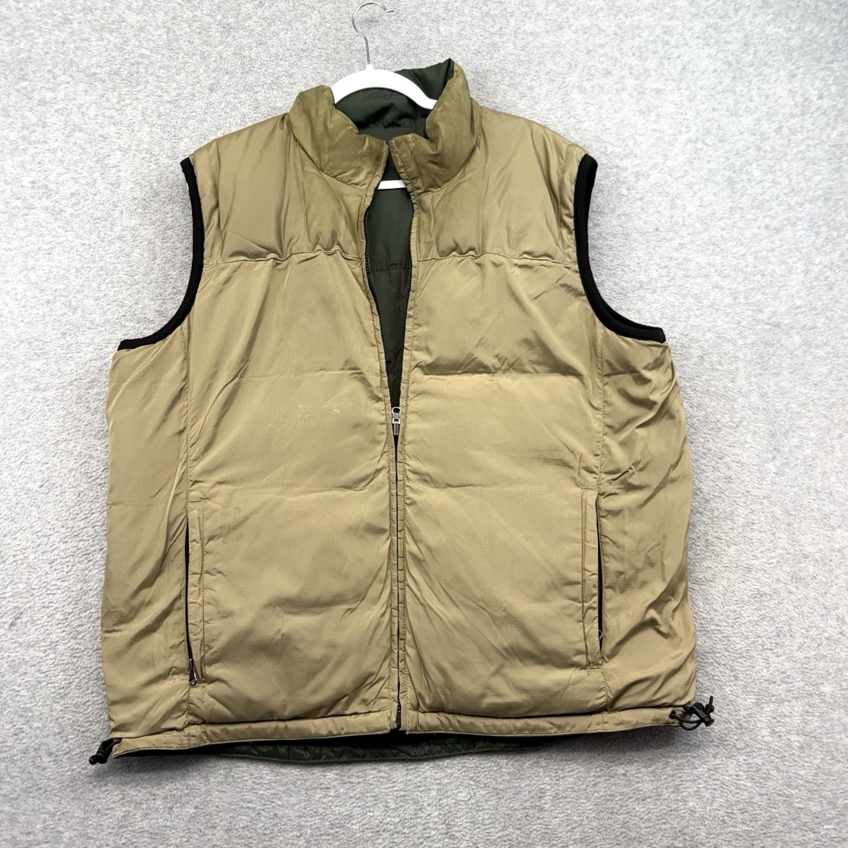 Eddie Bauer Eddie Bauer Vest Mens Large Green reversible Puffer Zip Pockets Nylon Down Lined Collared Size US L / EU 52-54 / 3 - 6 Thumbnail