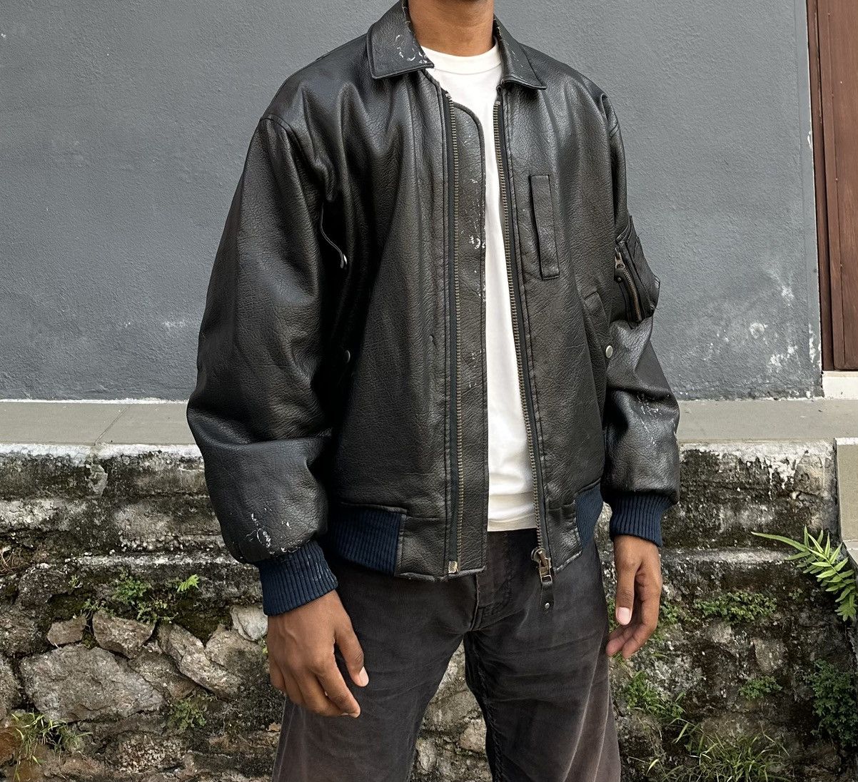 Vintage 👹Vintage Airborne US Airforce Leather Bomber Jacket Size US M / EU 48-50 / 2 - 6 Thumbnail