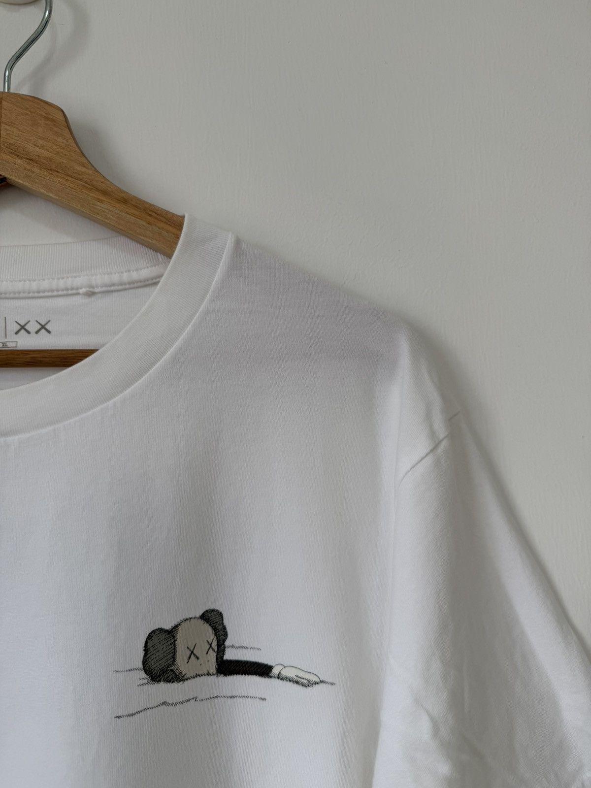 Kaws Kaws Streetwear Japan Tee Size US XL / EU 56 / 4 - 4 Thumbnail
