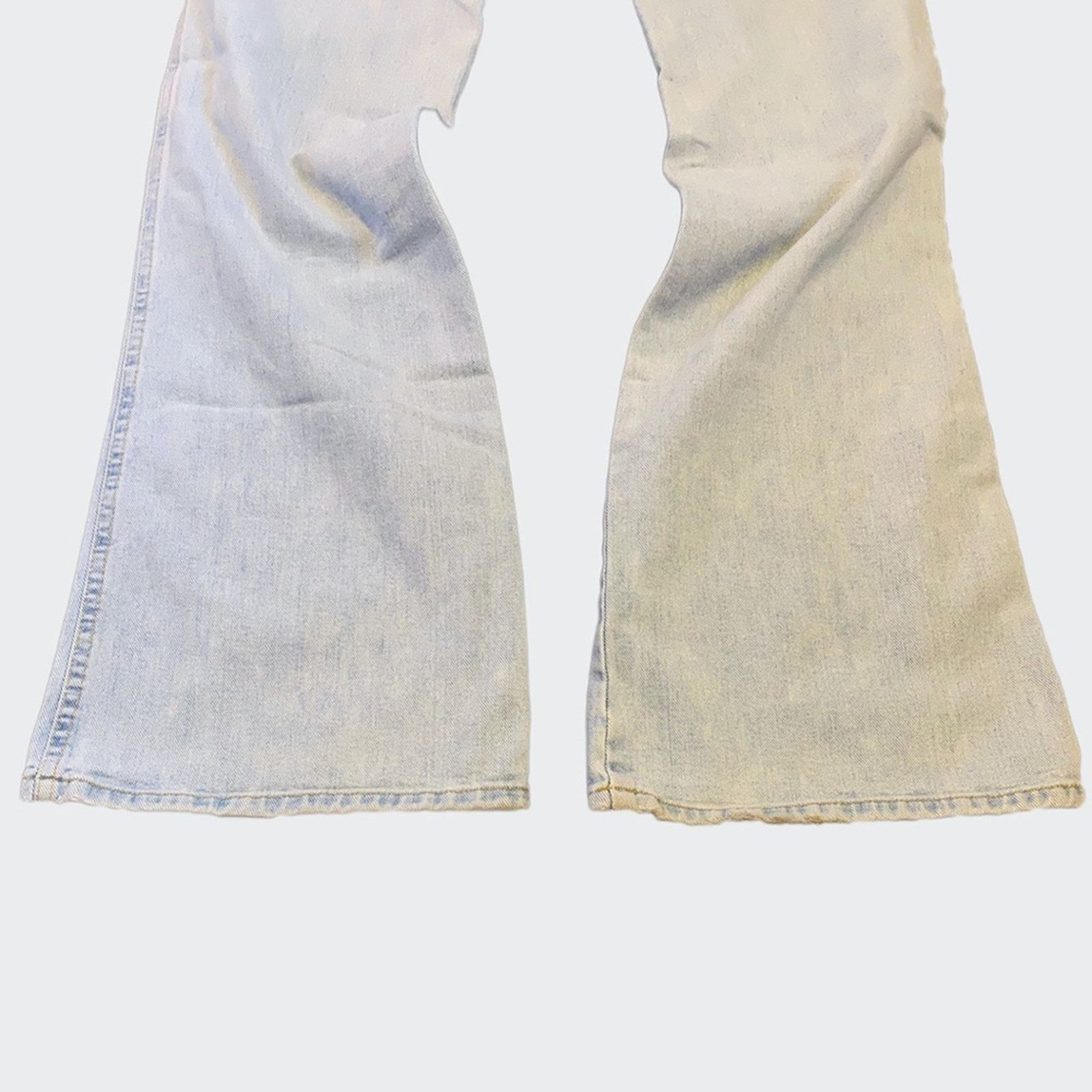 Diesel ARCHIVE Y2K Diesel Ultra Low Rise Jeans Made in Italy 28 Size 28" / US 6 / IT 42 - 11 Thumbnail