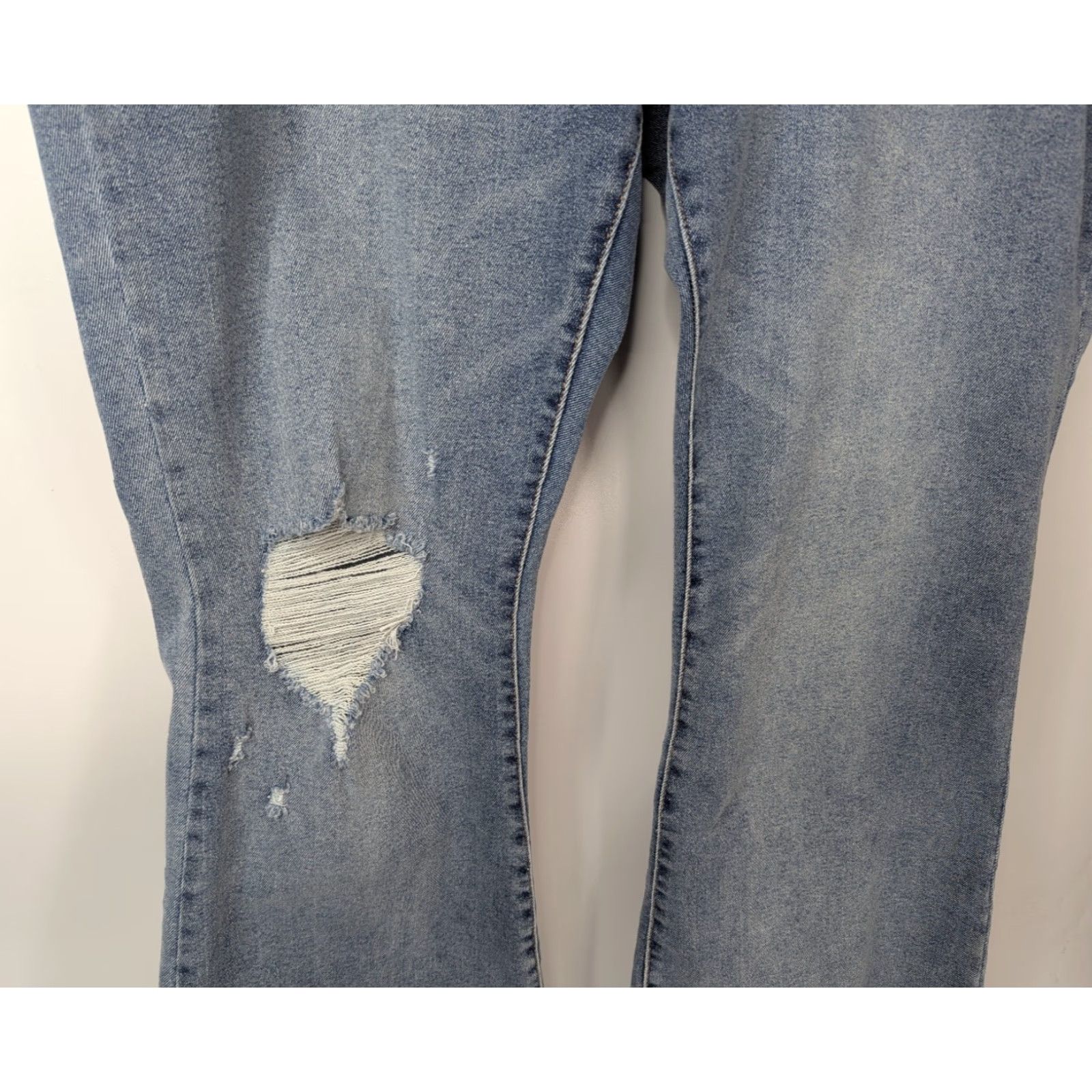 Vintage Lane Bryant Jeans Size 22 Mid Rise 8.5-10.5 Flare Stretch 5-Pocket Denim Bohemian City Women Plus Signature Jeans Blue Size 40" / US 18 - 3 Thumbnail