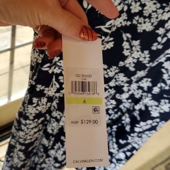 Calvin Klein Calvin Klein Floral 100% Rayon Capped Sleeve Full Button Bel Size S / US 4 / IT 40 - 7 Thumbnail