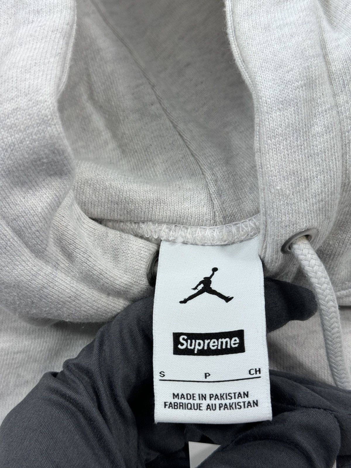 Jordan Brand × Supreme LOGO EMBROIDERED HOODIE Size US S / EU 44-46 / 1 - 4 Thumbnail