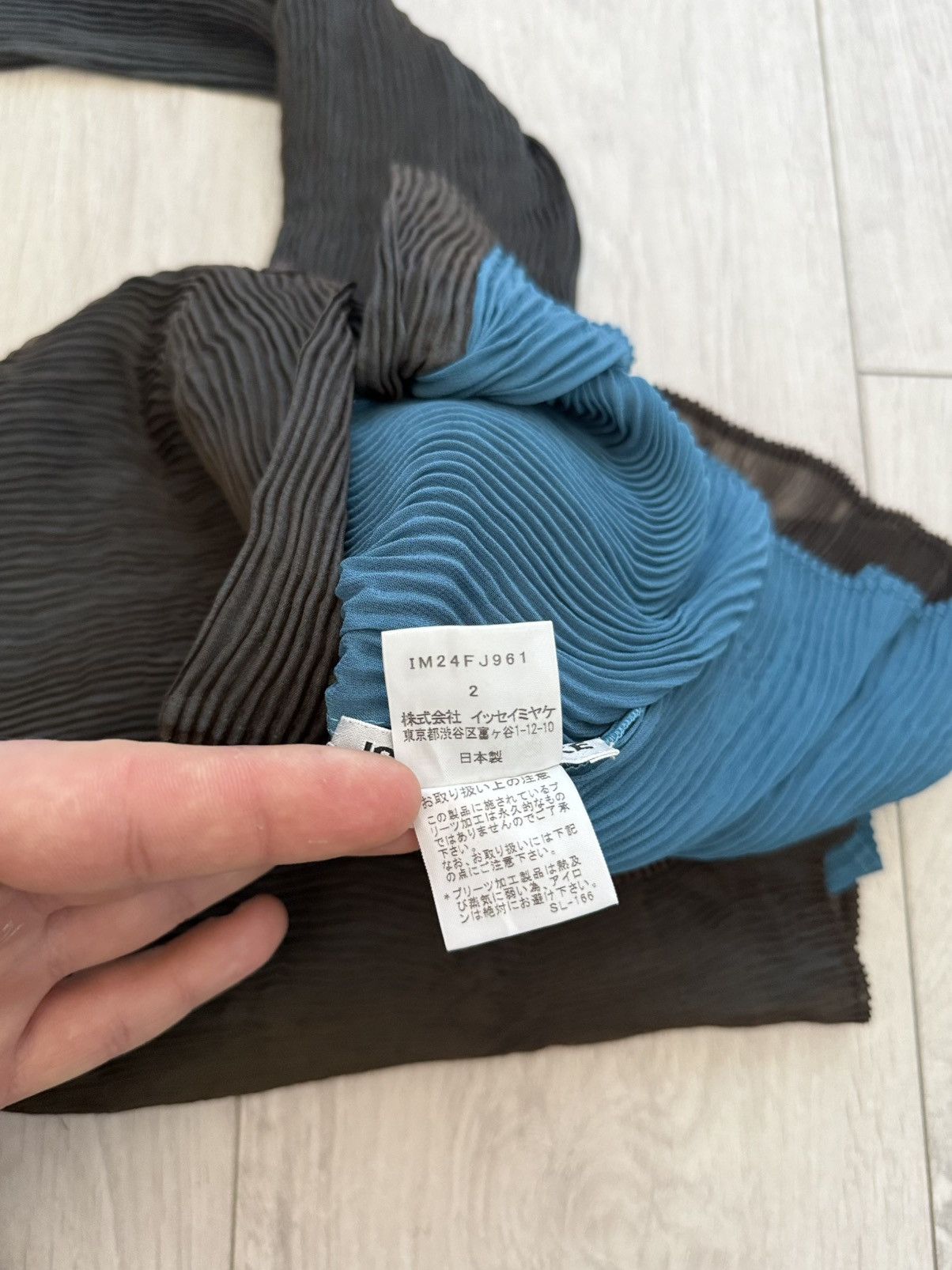 Issey Miyake S/S 2002 Issey Miyake Pleated Button-Up 3/4 Sleeve Top Shirt Size S / US 4 / IT 40 - 7 Thumbnail