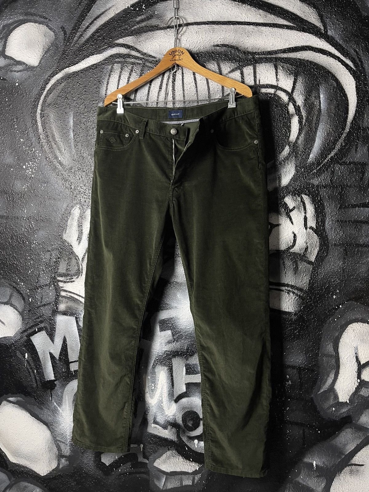 Gant Gant Corduroy Dark Green Pants Men’s Size 36/30 Size US 36 / EU 52 - 1 Thumbnail