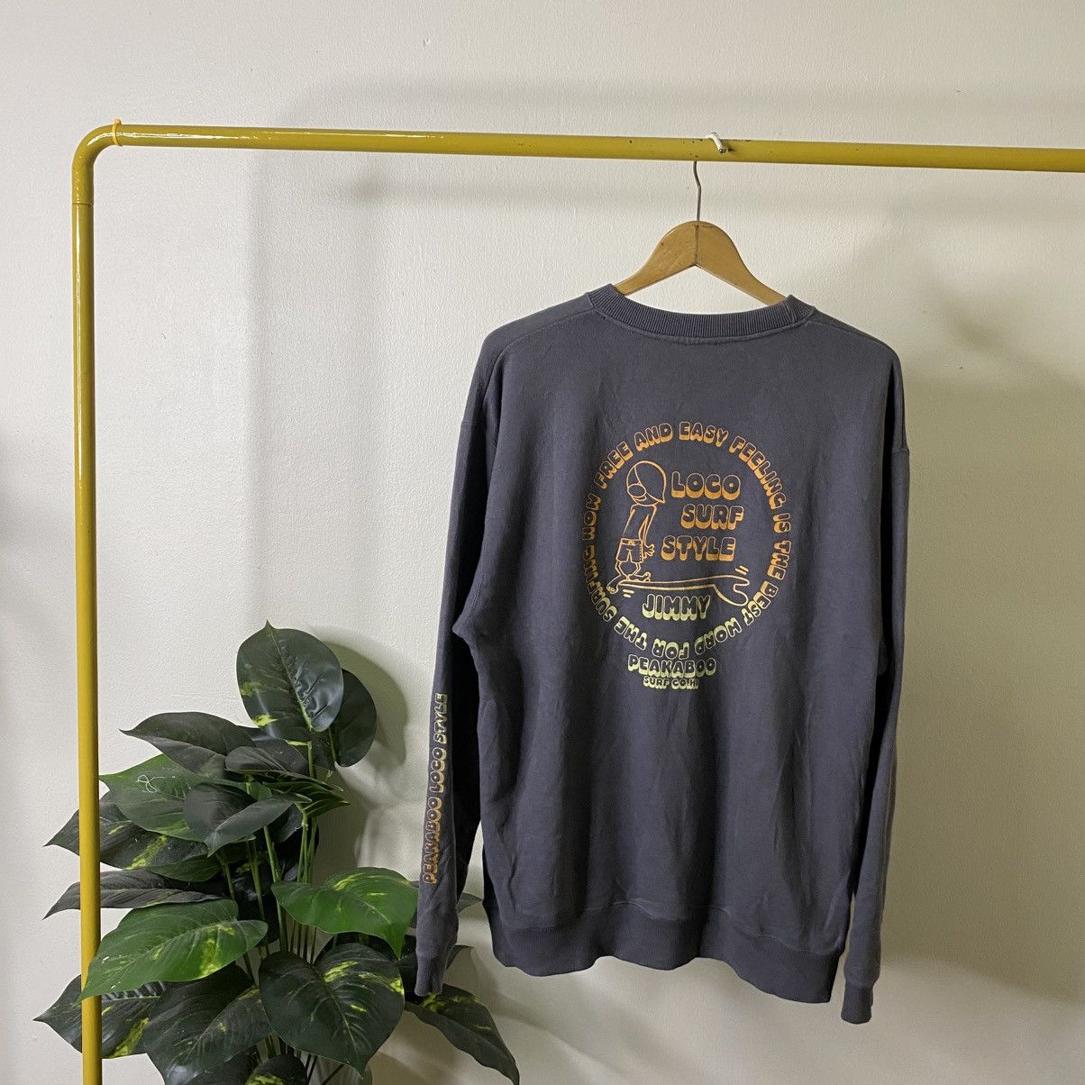 Vintage Y2K Peakaboo Surf Crewneck Sweatshirt Surfing Style Size US L / EU 52-54 / 3 - 1 Thumbnail