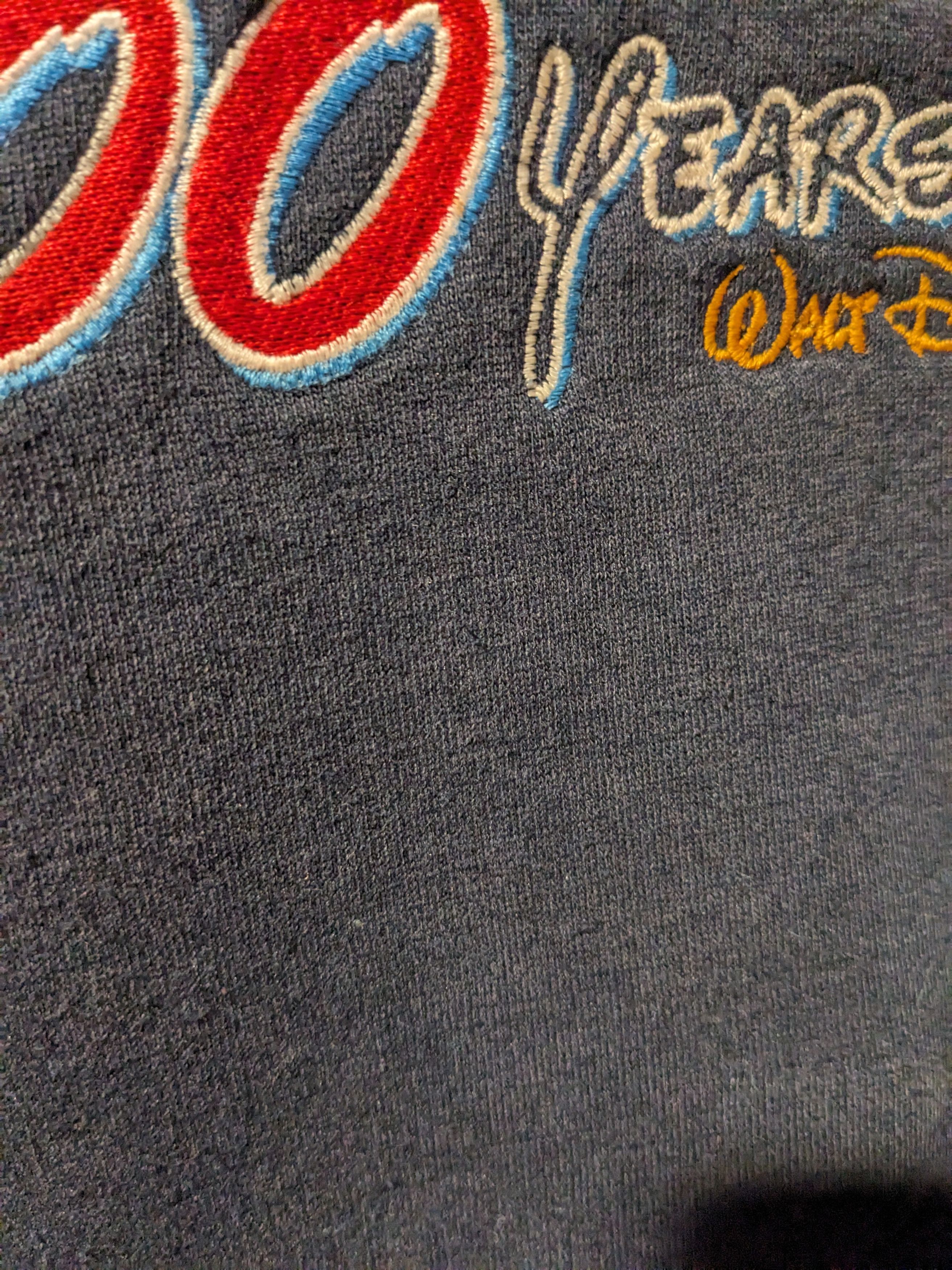 Disney Vintage 2001 Walt Disney World 100 Years of Magic Sweatshirt Size US M / EU 48-50 / 2 - 5 Thumbnail