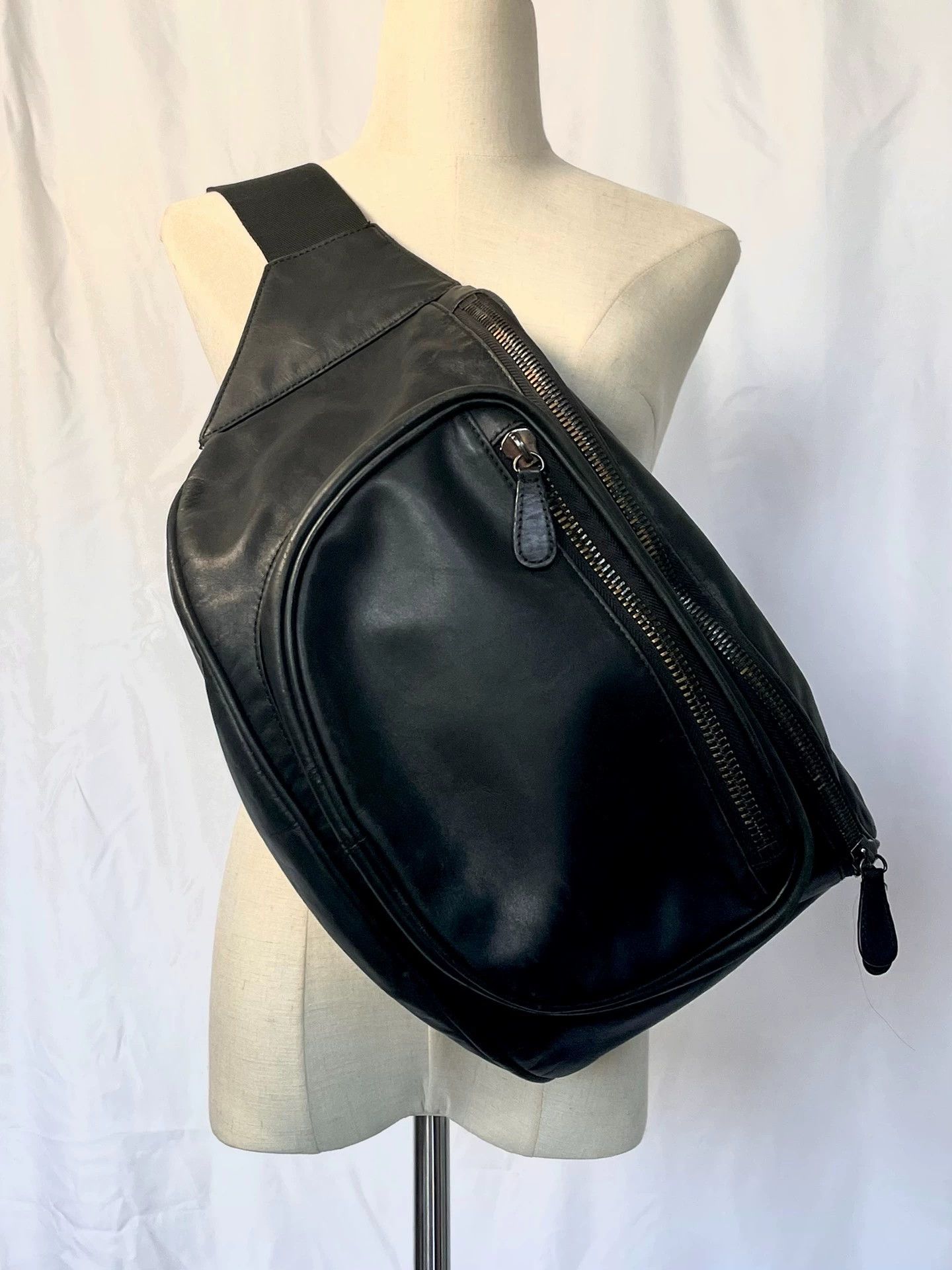 Other MMM Oversized Cowhide HM Collab Fanny Pack Free Size ONE SIZE - 3 Thumbnail