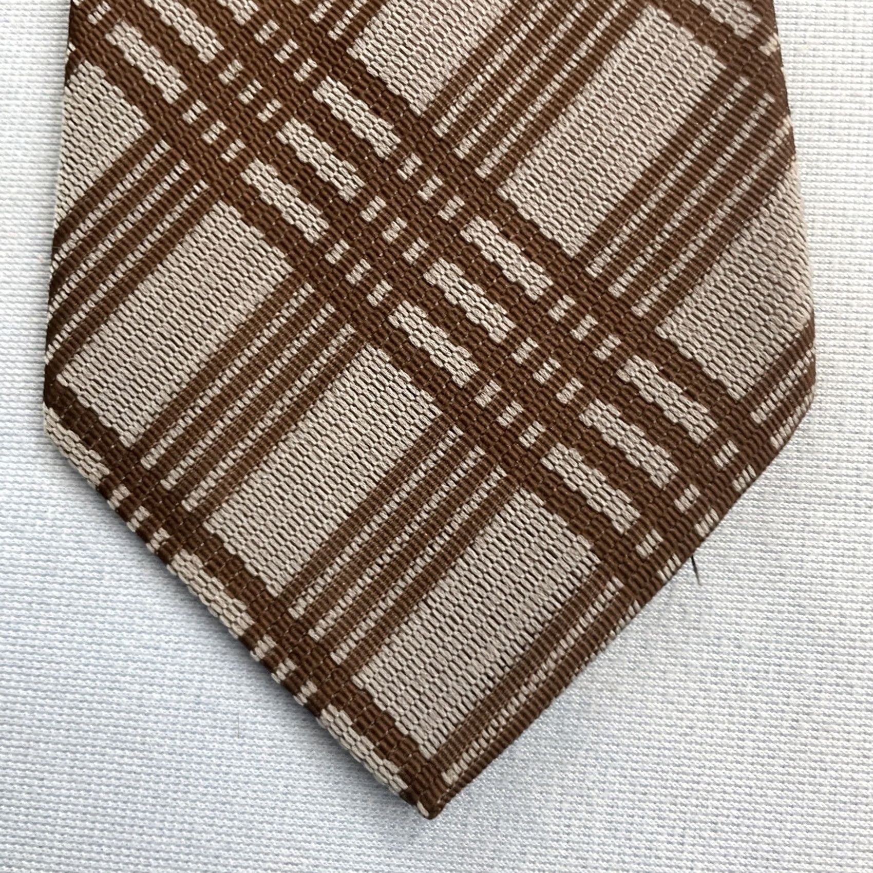 MCM vtg 1970s Woven Tie Textured Silver Gray Brown Cyber Plaid MCM Cowboy 3.5x58" Capsule Necktie Size ONE SIZE - 2 Thumbnail