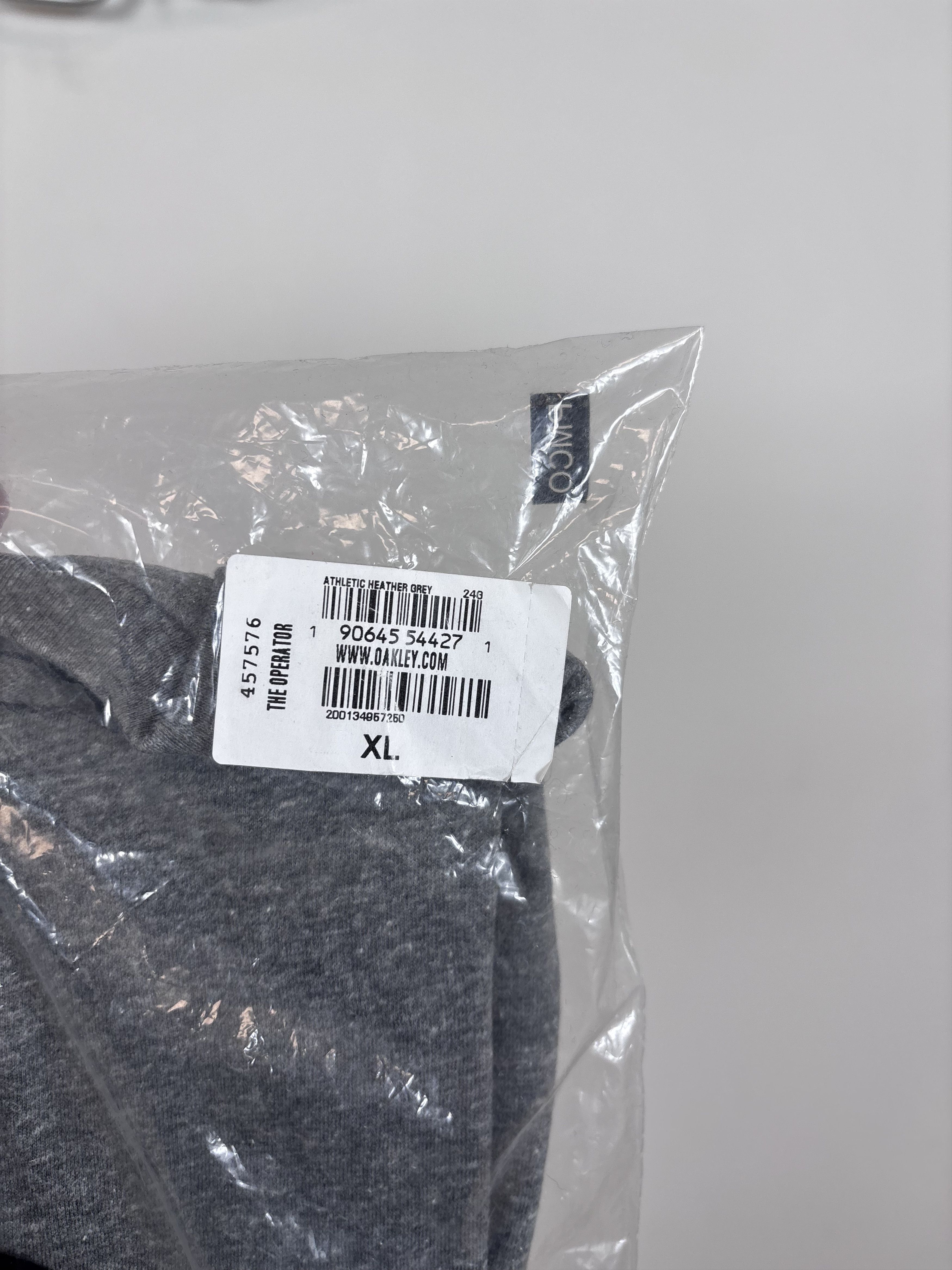 Oakley Oakley Military Channel NWT Men’s Athletic Heather Grey Tee Size US XL / EU 56 / 4 - 3 Thumbnail