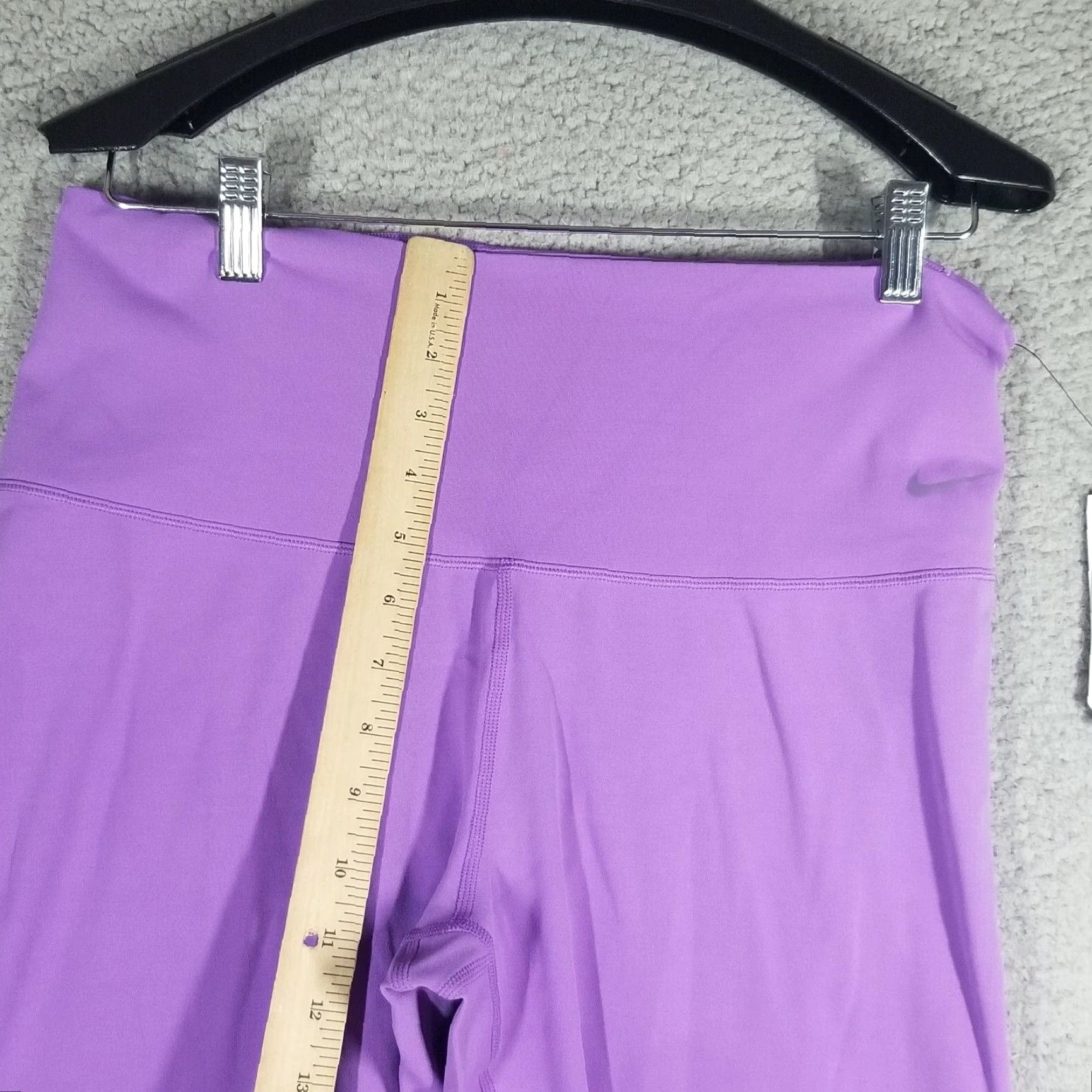 Nike Nike Women's XL Purple Yoga Leggings Compression Pockets Activewear 7/8 High Waist Size 40" / US 18 - 5 Thumbnail
