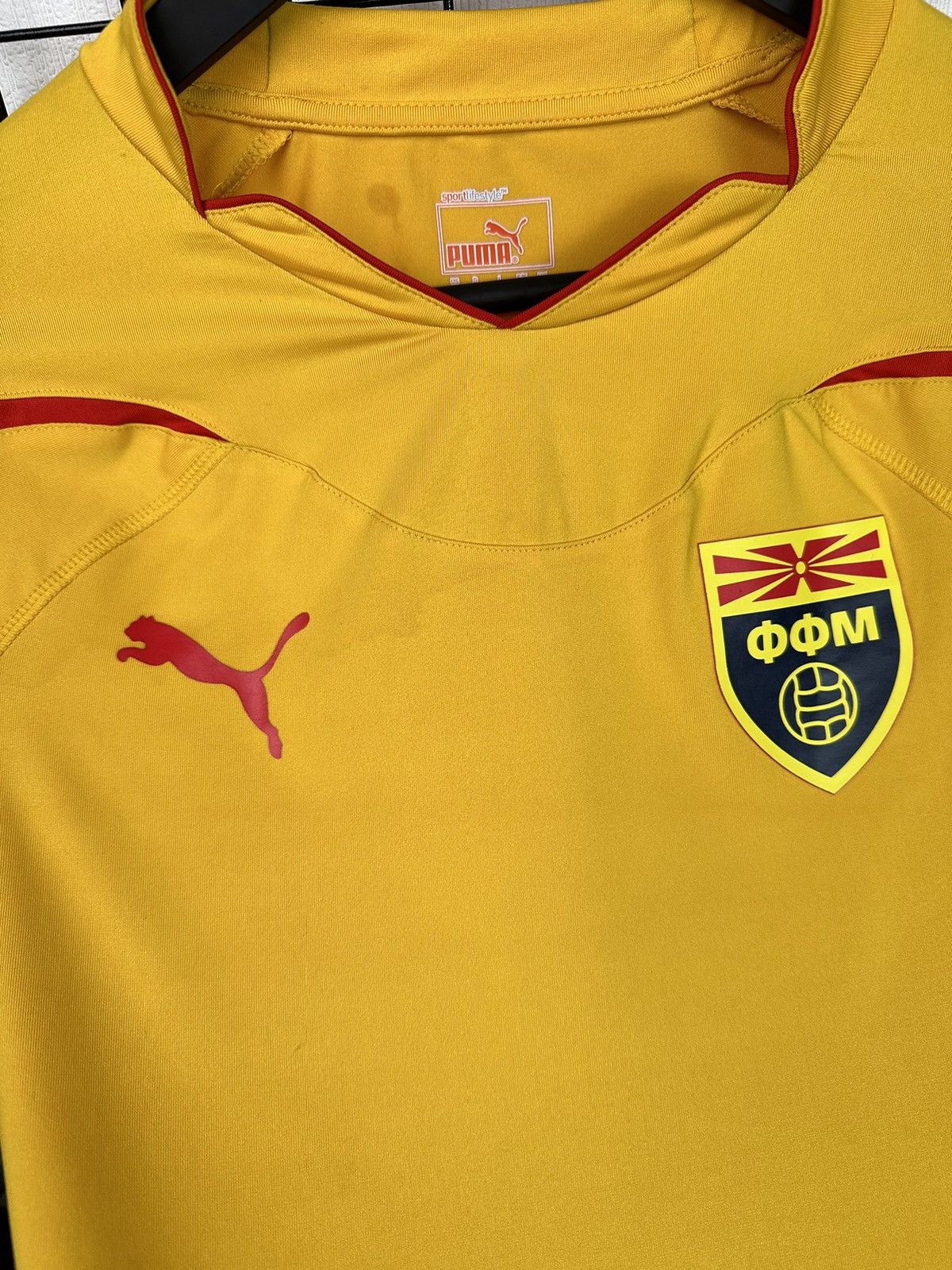 Puma × UEFA North Macedonia football jersey 2010 2013 away Men M yellow Size US M / EU 48-50 / 2 - 17 Thumbnail