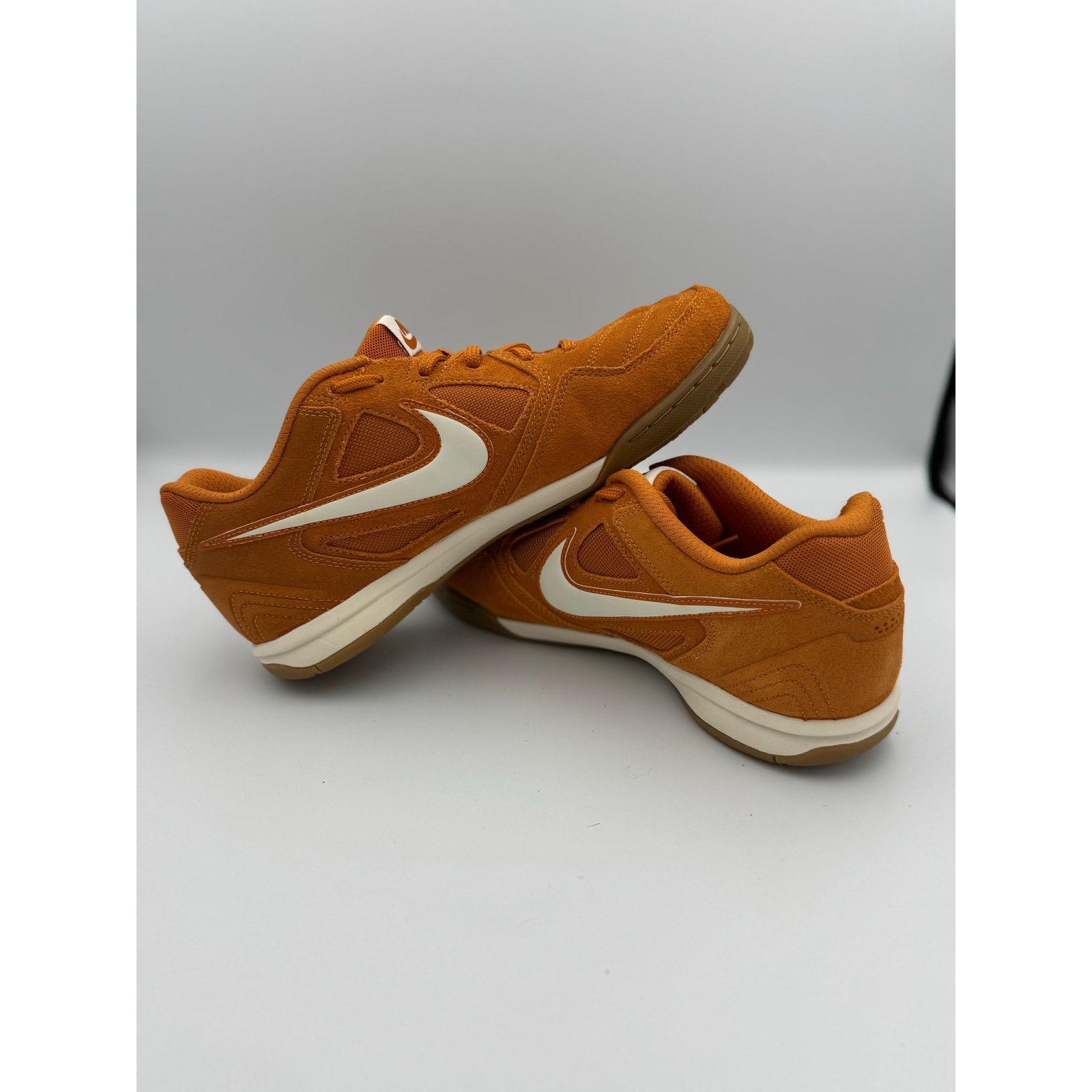 Nike Nike Gato Monarch/Gum Light Brown/Soft Pearl) Size ONE SIZE - 7 Thumbnail
