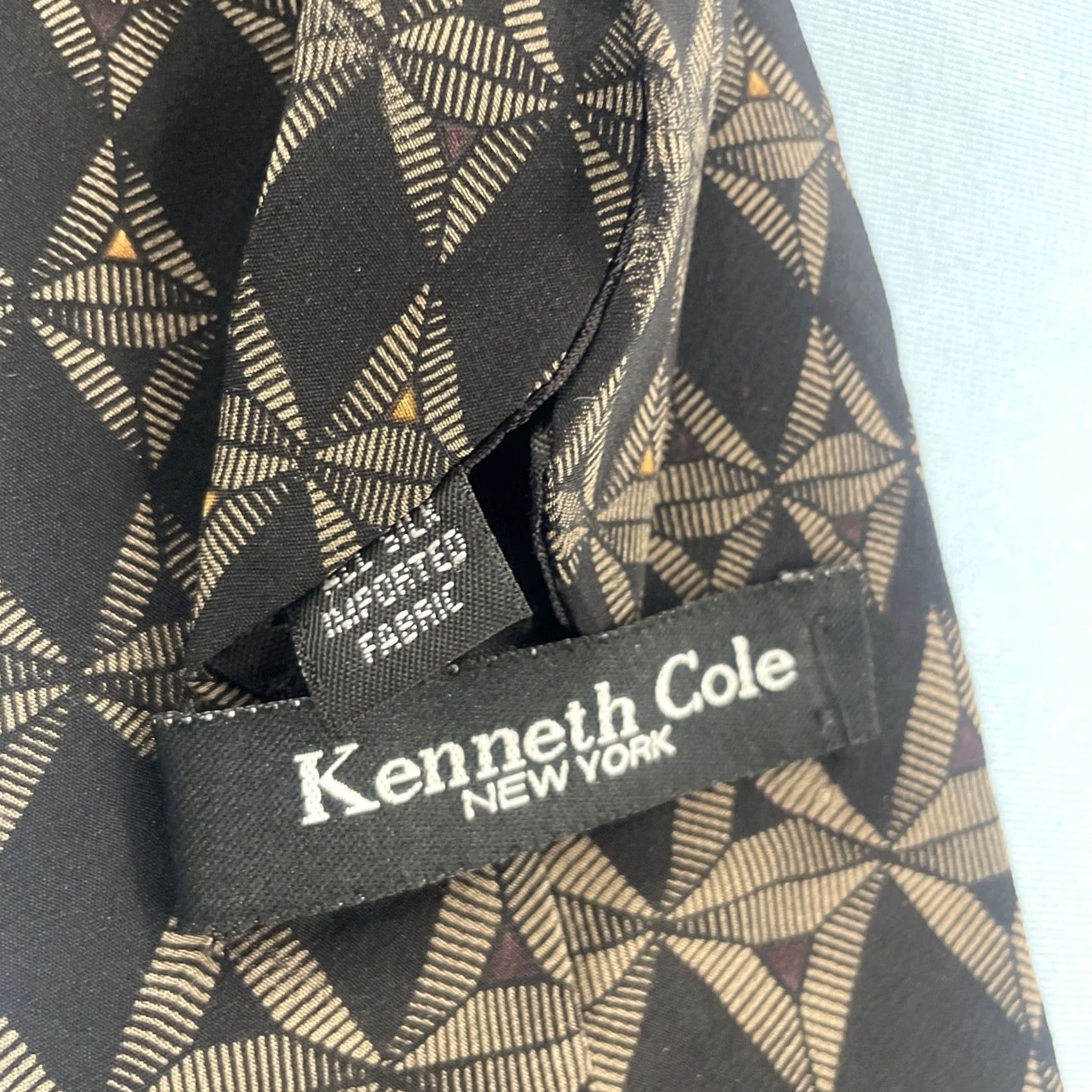 Kenneth Cole VINTAGE Kenneth Cole New York Silk Tie Diamond Deco Foulard Gray Black vtg 90s USA 4x59 Size ONE SIZE - 5 Thumbnail