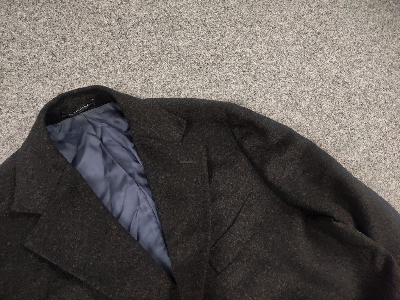 Suitsupply Suitsupply Vicenza overcoat Wool Buttons and belt Mid Jacket Size US L / EU 52-54 / 3 - 7 Thumbnail