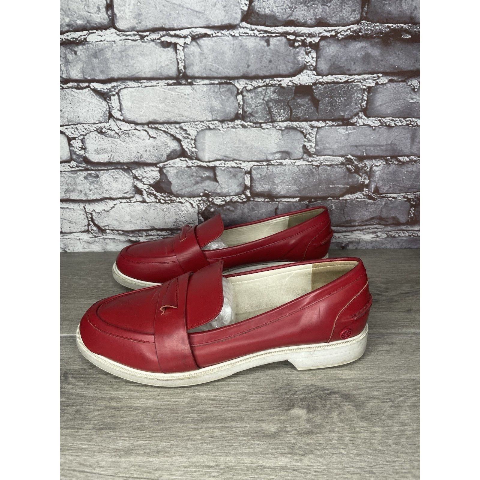 Tory Burch Tory Burch Red Leather Pocket Tee Casual Golf Shoes Women’s Size US 11 / IT 41 - 14 Thumbnail