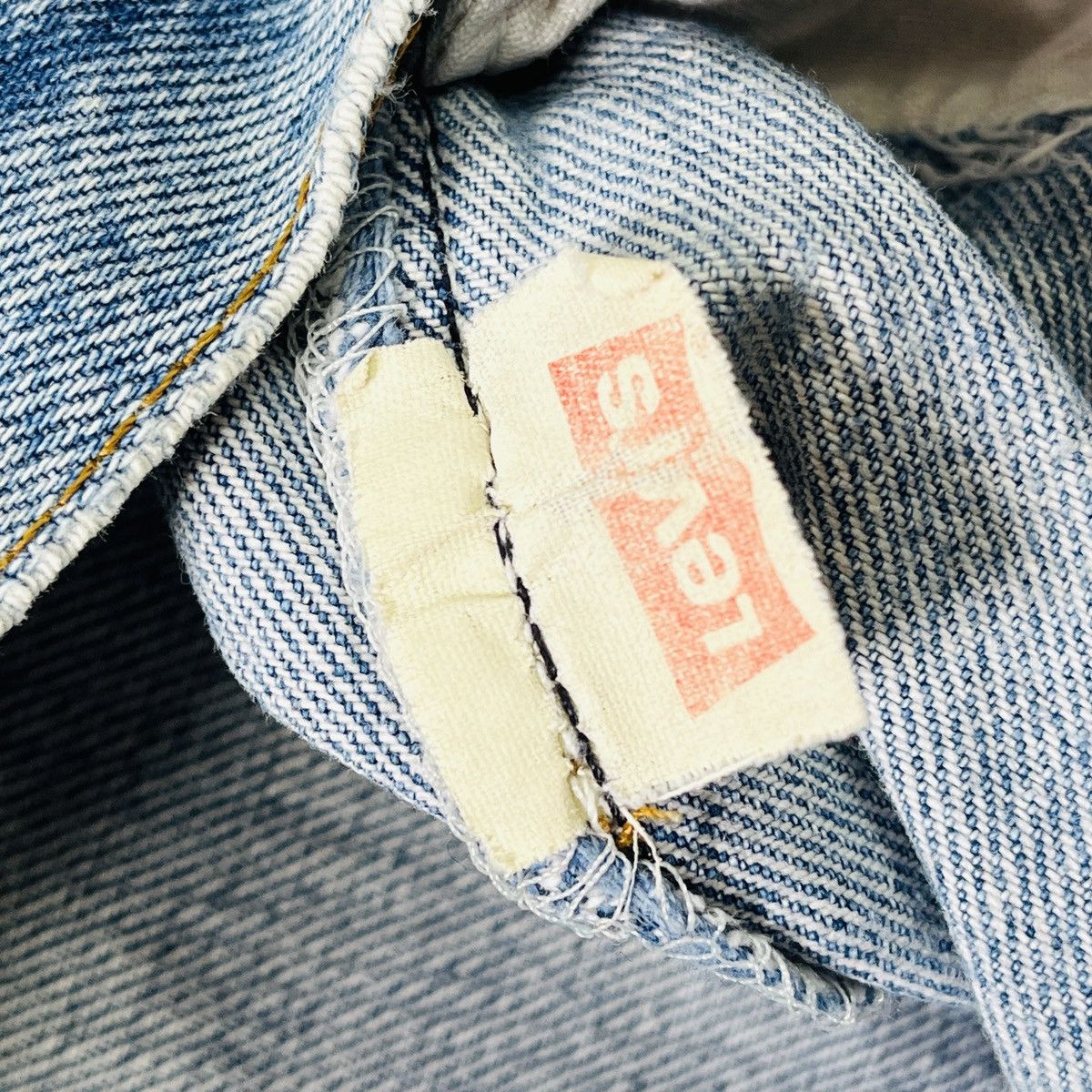 Levi's Vintage Clothing Distressed Levis 501 Vintage Denim Jeans Size US 30 / EU 46 - 18 Thumbnail
